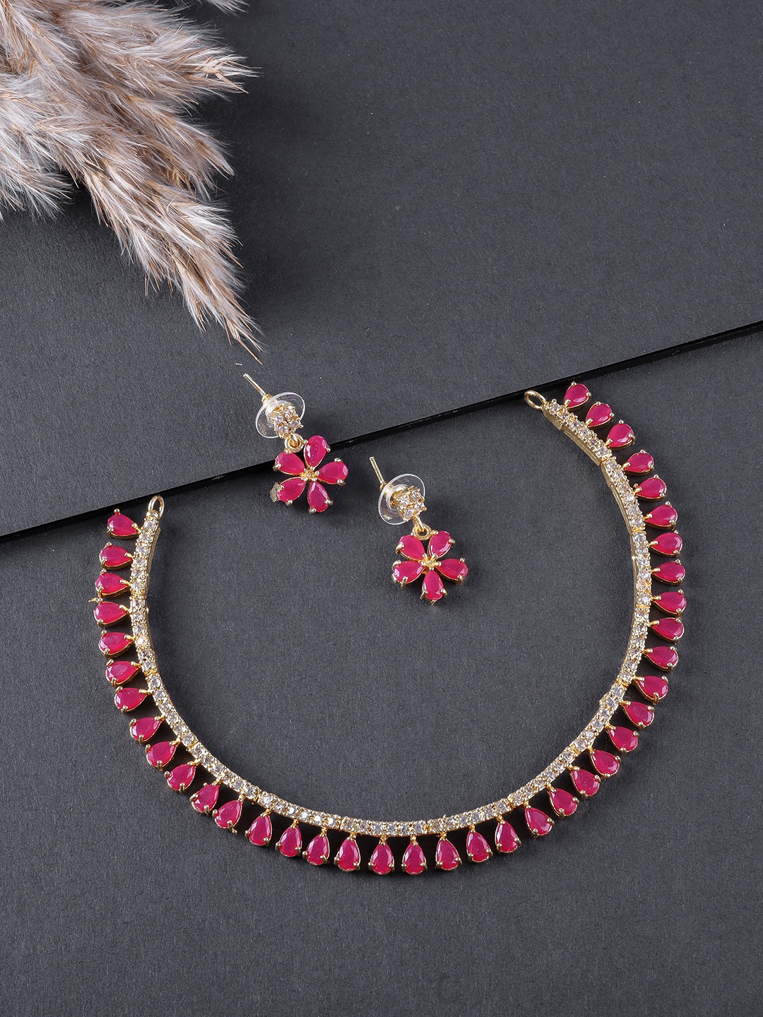 

Brandsoon Gold-Plated Red & White Kundan-Studded Jewellery Set
