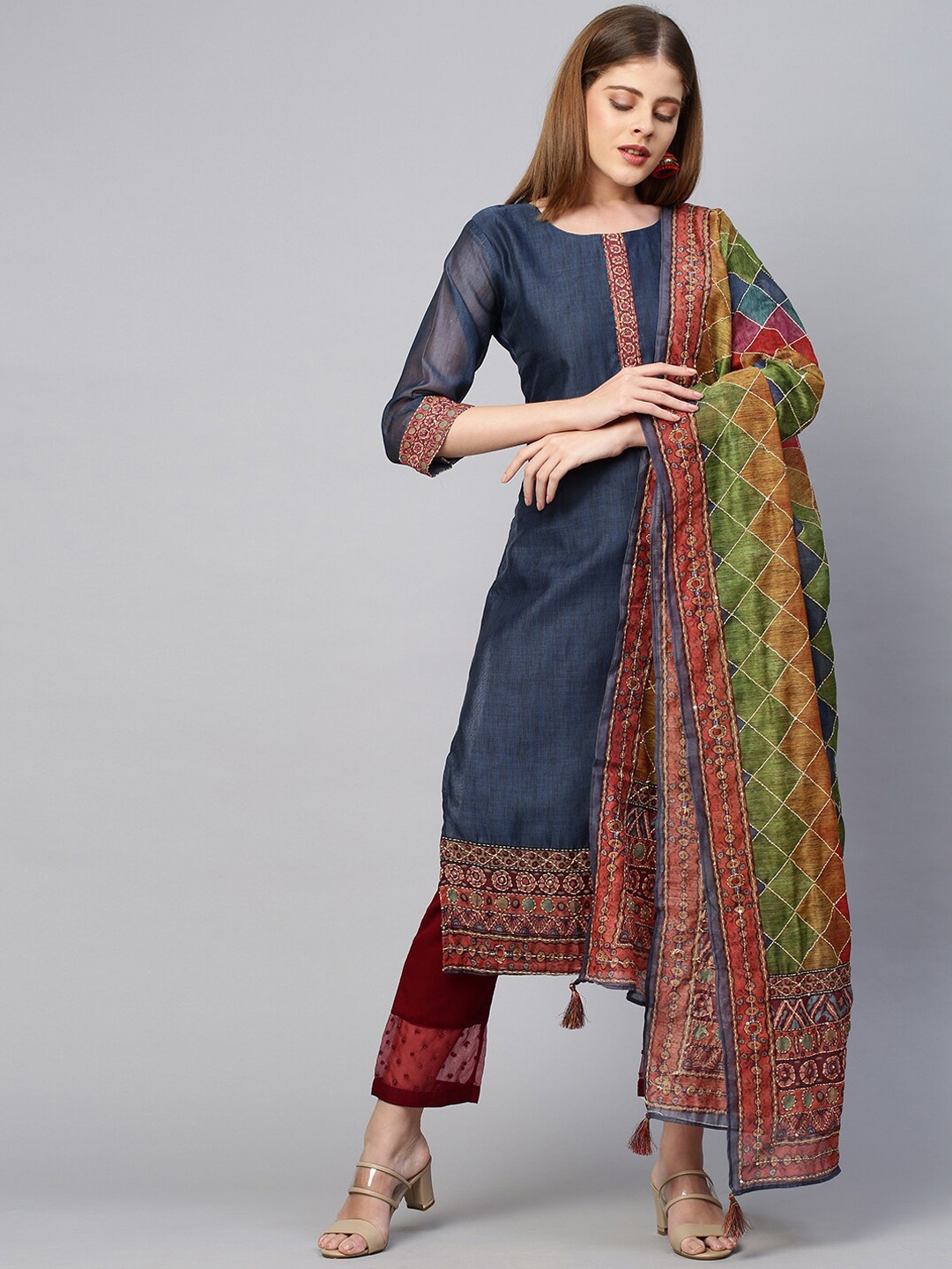 

FASHOR Women Blue Solid Thread Work Detail Chanderi Silk Kurta With Dupatta