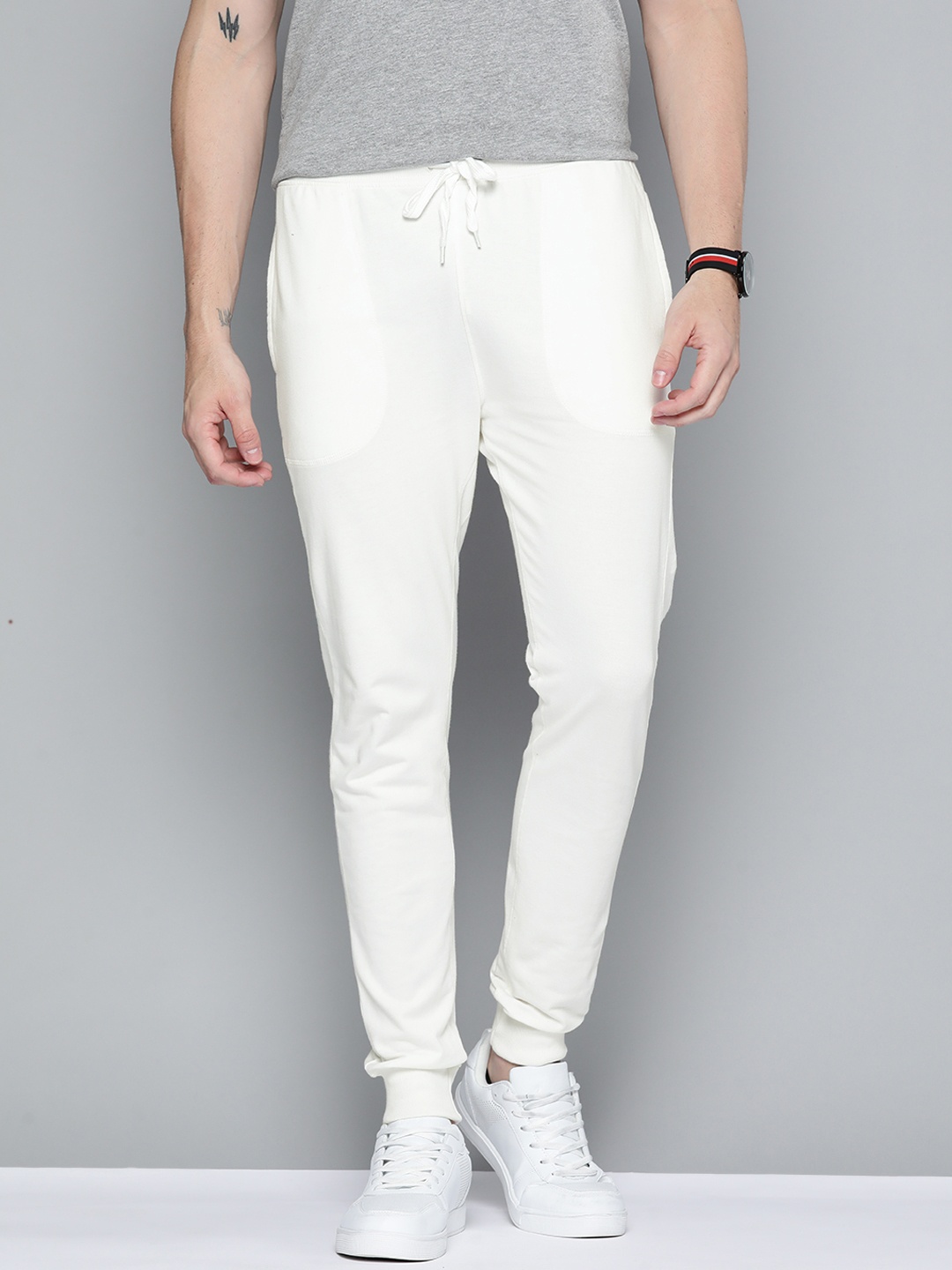 

Mast & Harbour Men Off-White Solid Joggers