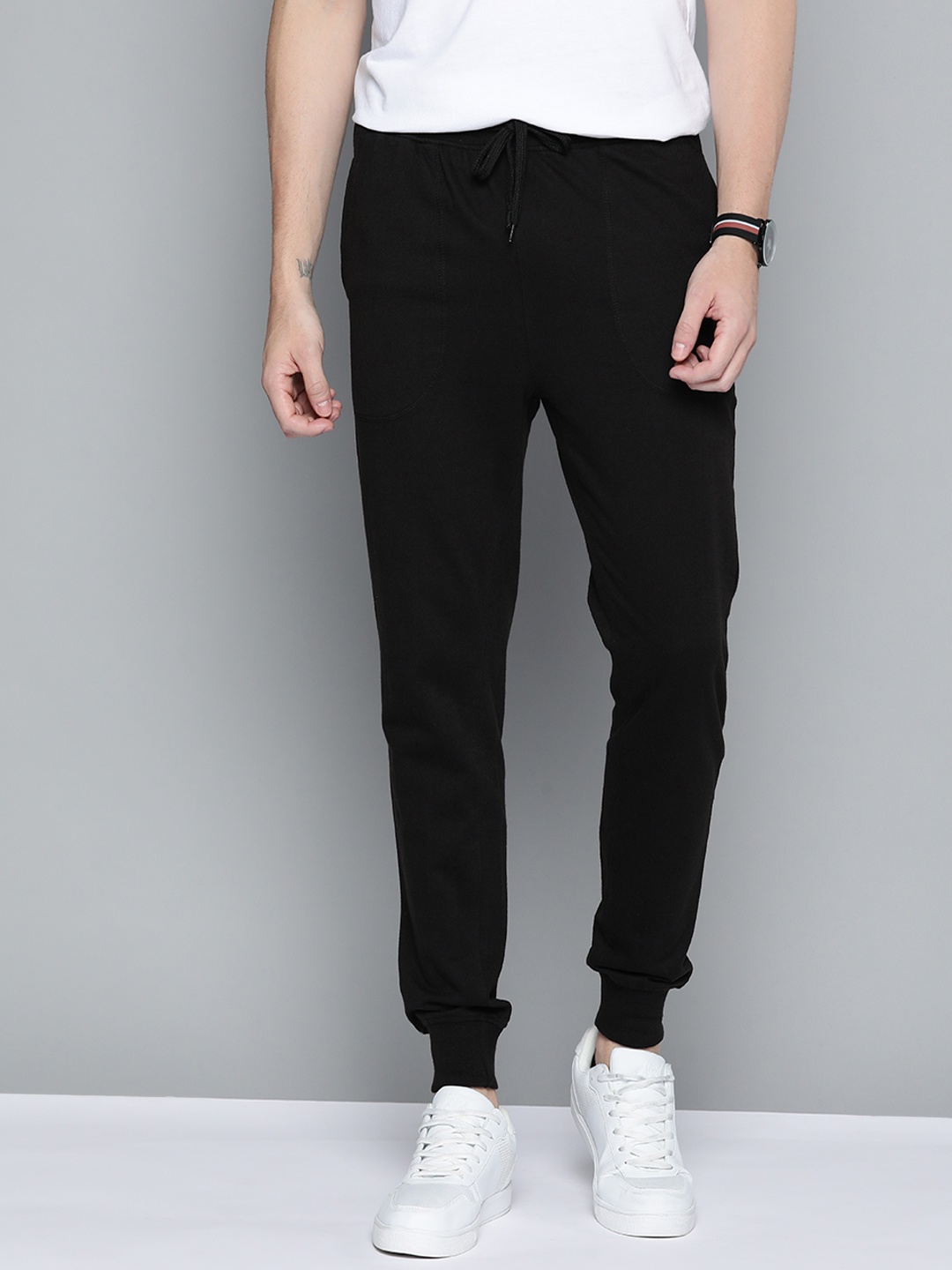 

Mast & Harbour Men Black Solid Joggers