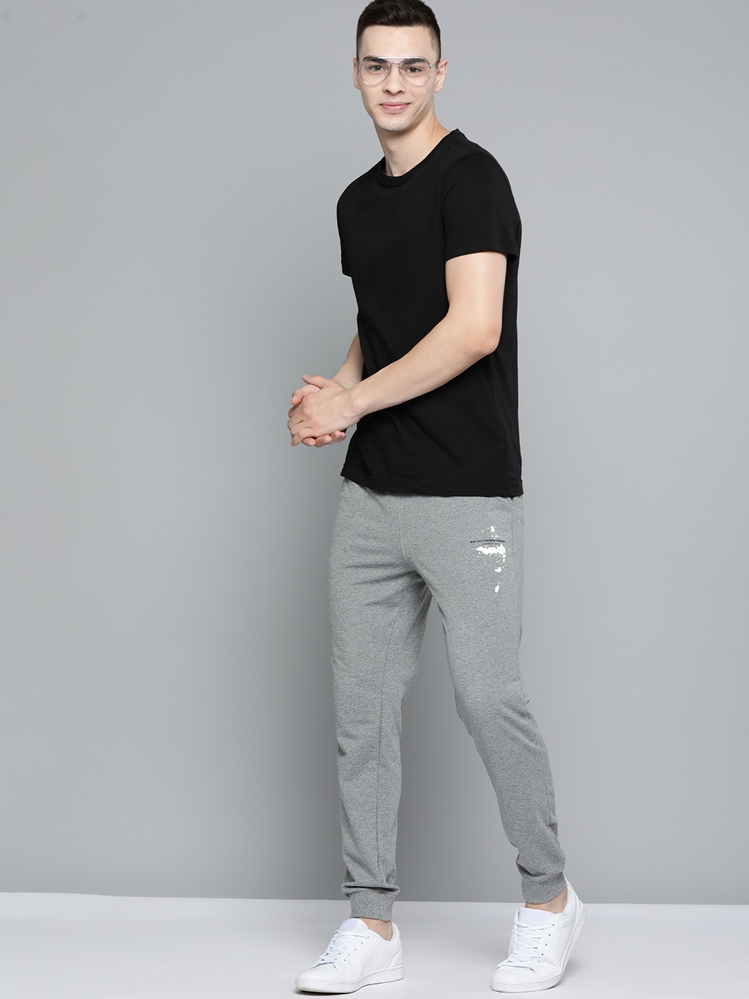 

Mast & Harbour Men Solid Joggers, Grey melange