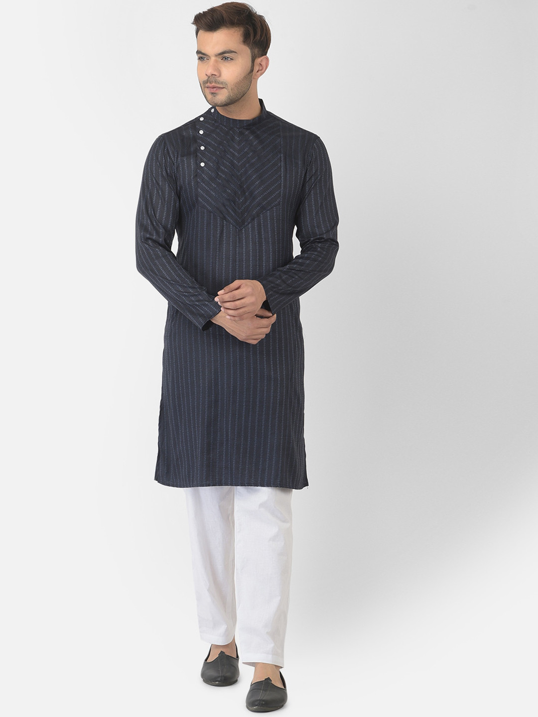 

DEYANN Men Navy Blue Striped Angrakha Kurta with Trousers