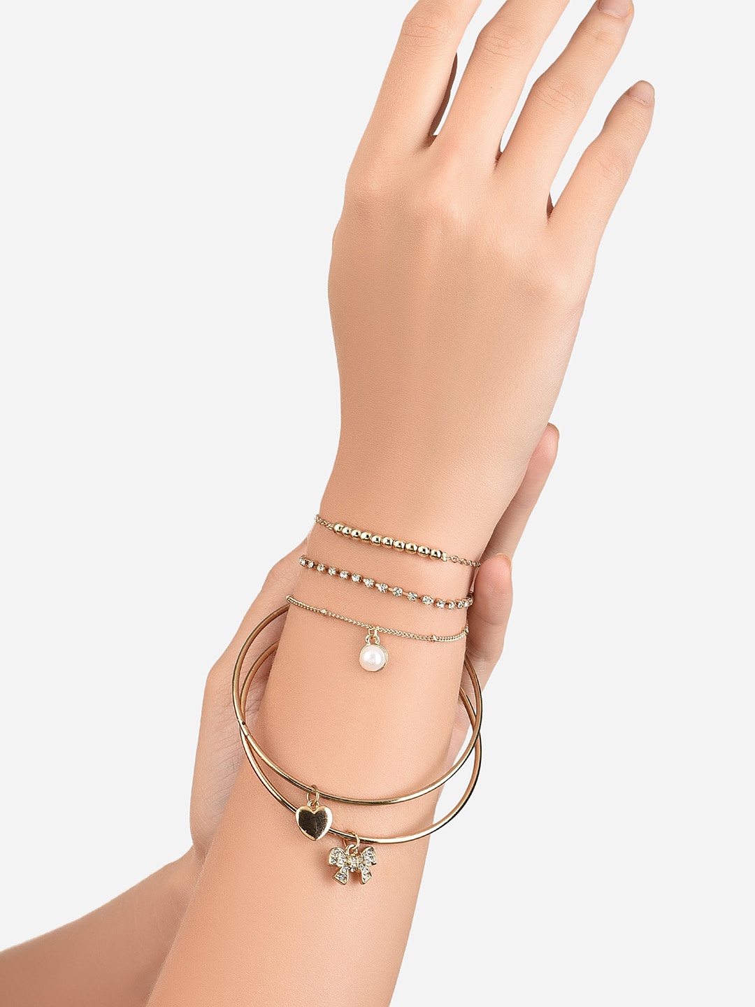 

Lilly & sparkle Women Set of 5 Gold-Toned Crystals Gold-Plated Link Bracelet