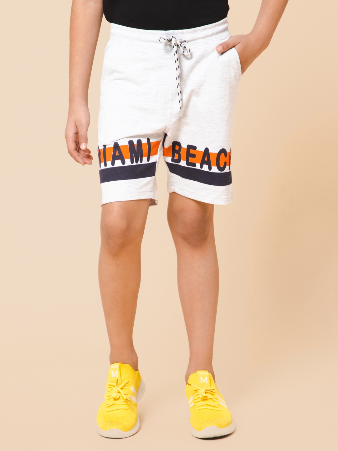 

Alan Jones Boys Grey Melange Striped Outdoor Shorts