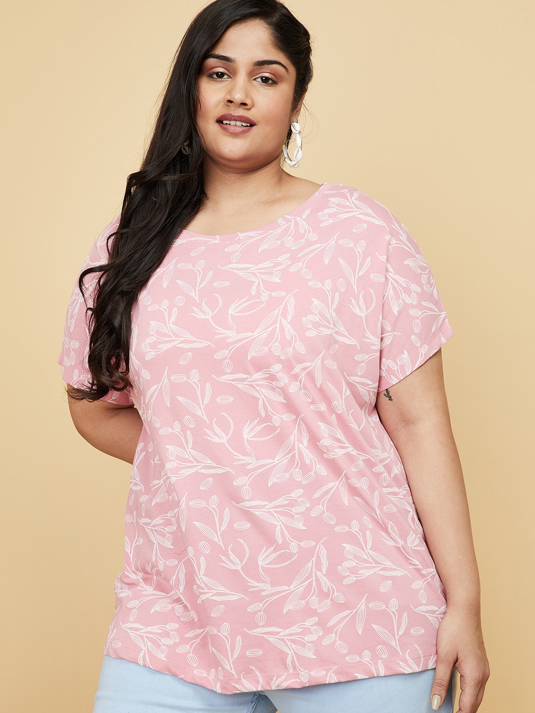 

max Women Plus Size Pink White Floral Printed Pure Cotton T-shirt