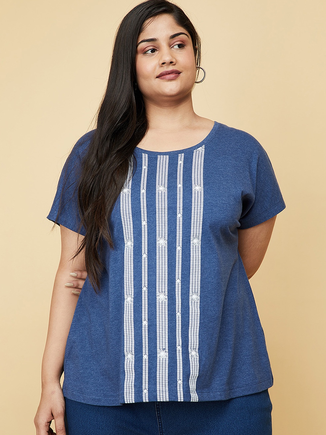 

max Women Plus Size Blue & White Extended Sleeves T-shirt