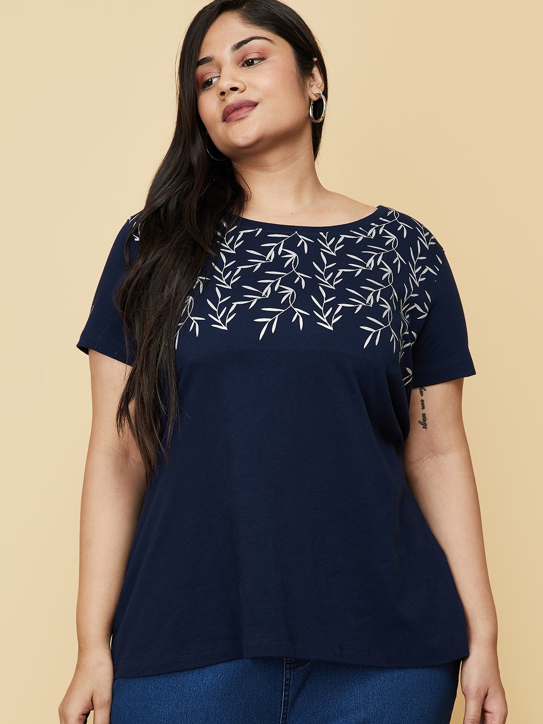 

max Women Plus Size Navy Blue & White Floral Printed Pure Cotton T-shirt