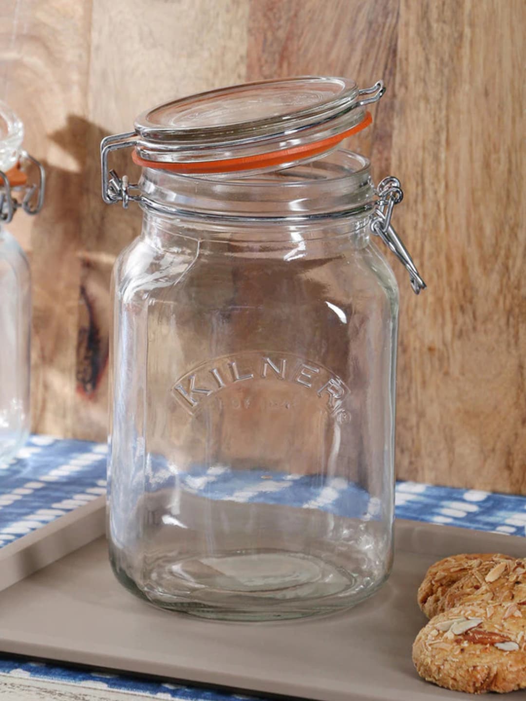 

KILNER Transparent Solid Clip Top Square Glass Storage Jar - 2000 ML