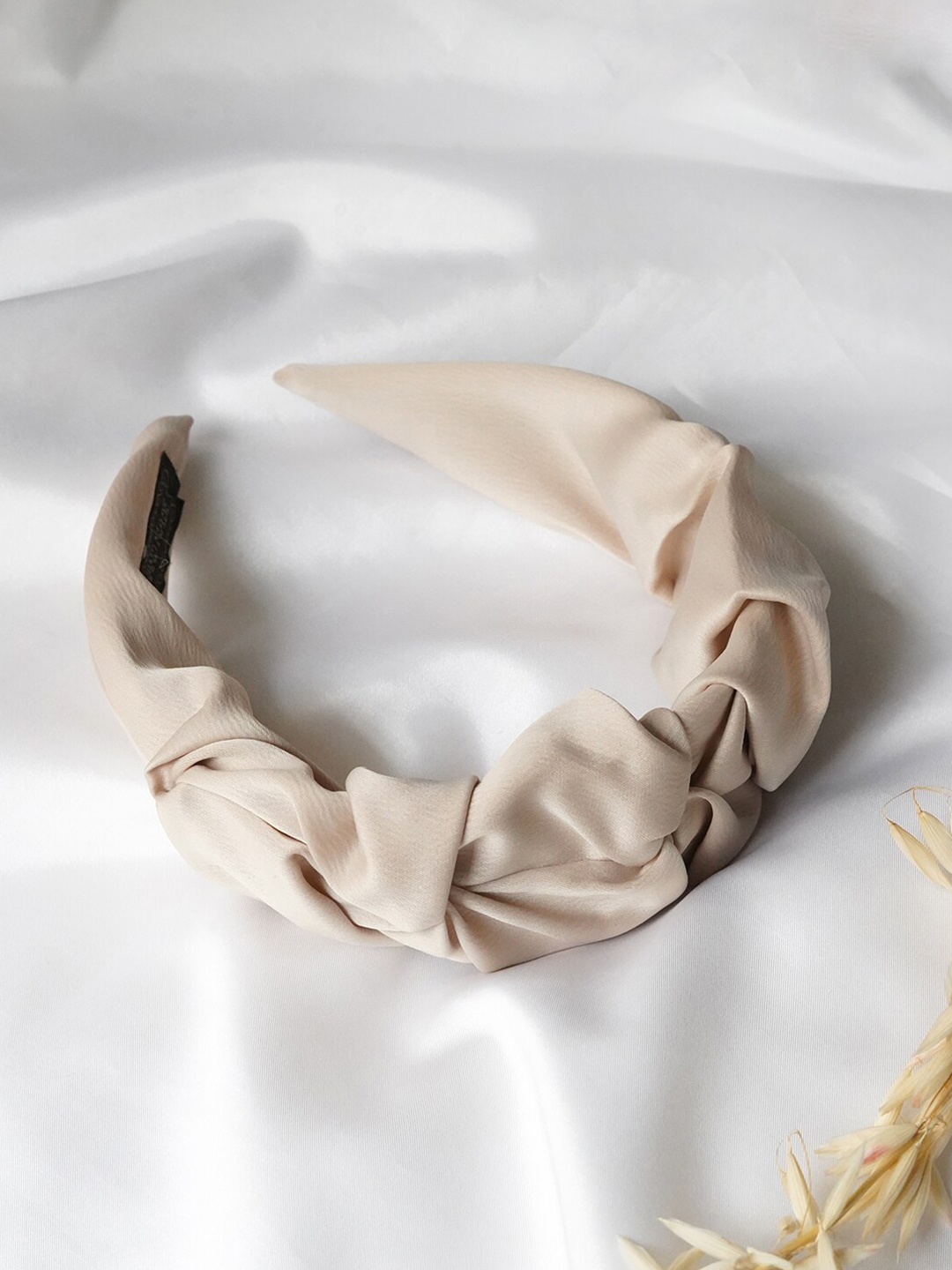 

JOKER & WITCH Women Beige Smocked Hairband