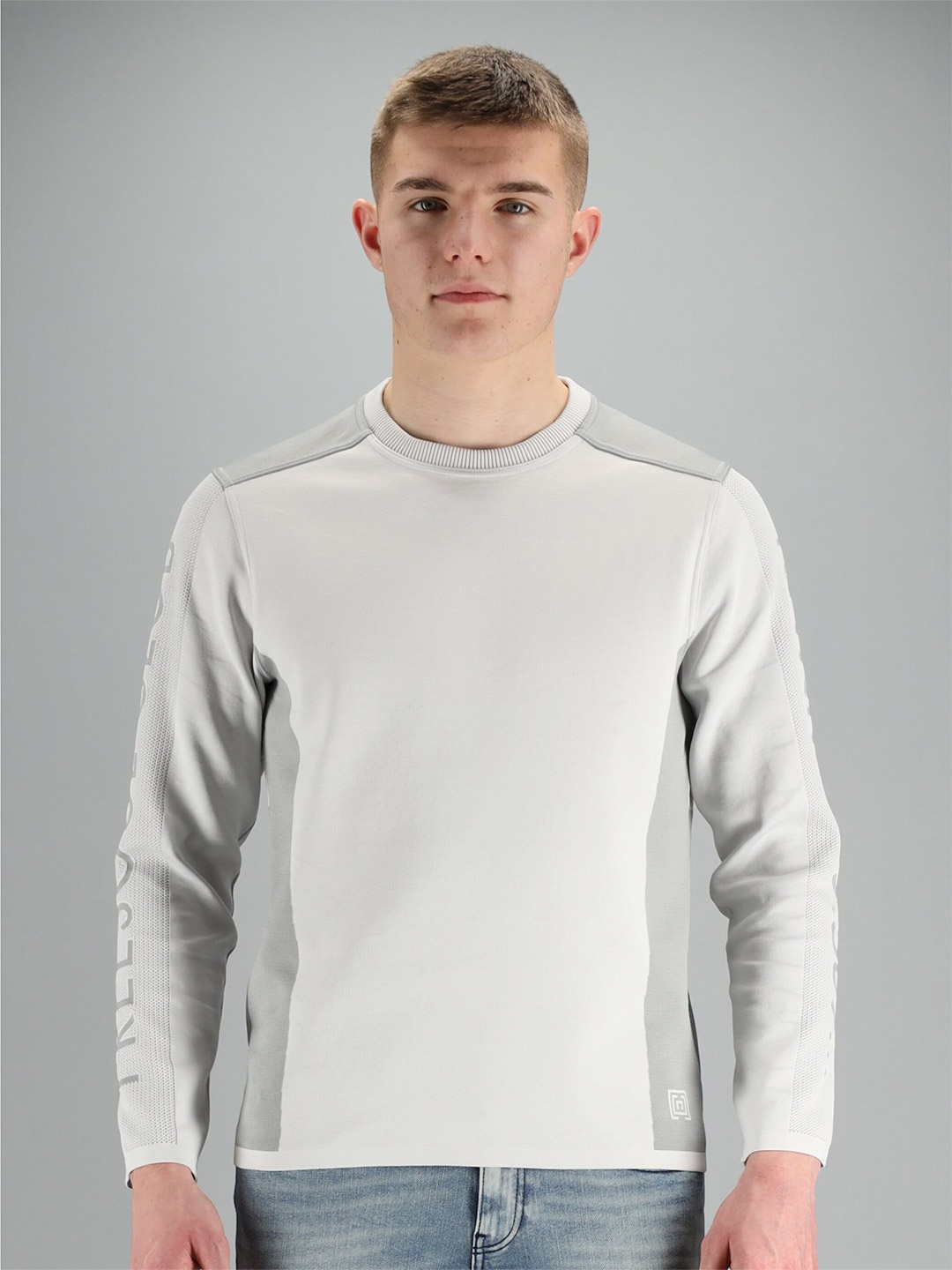 

FREESOUL Men Grey Printed Sweatshirt