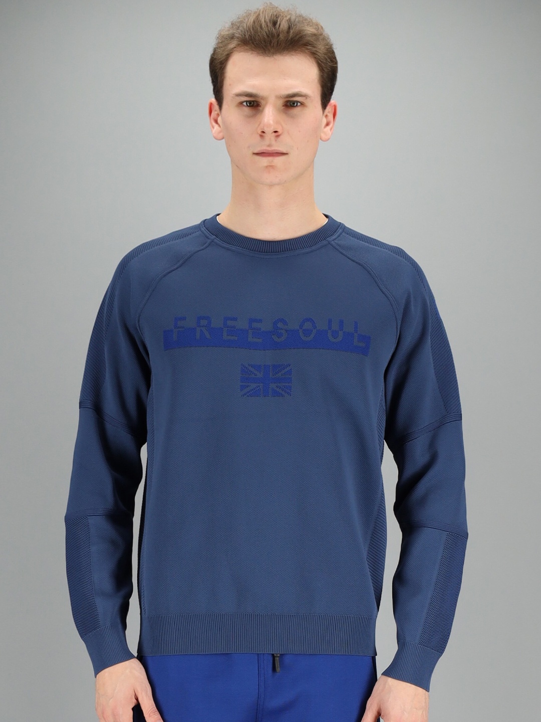

FREESOUL Men Blue Self Design Raglan Sleeves Sweatshirt