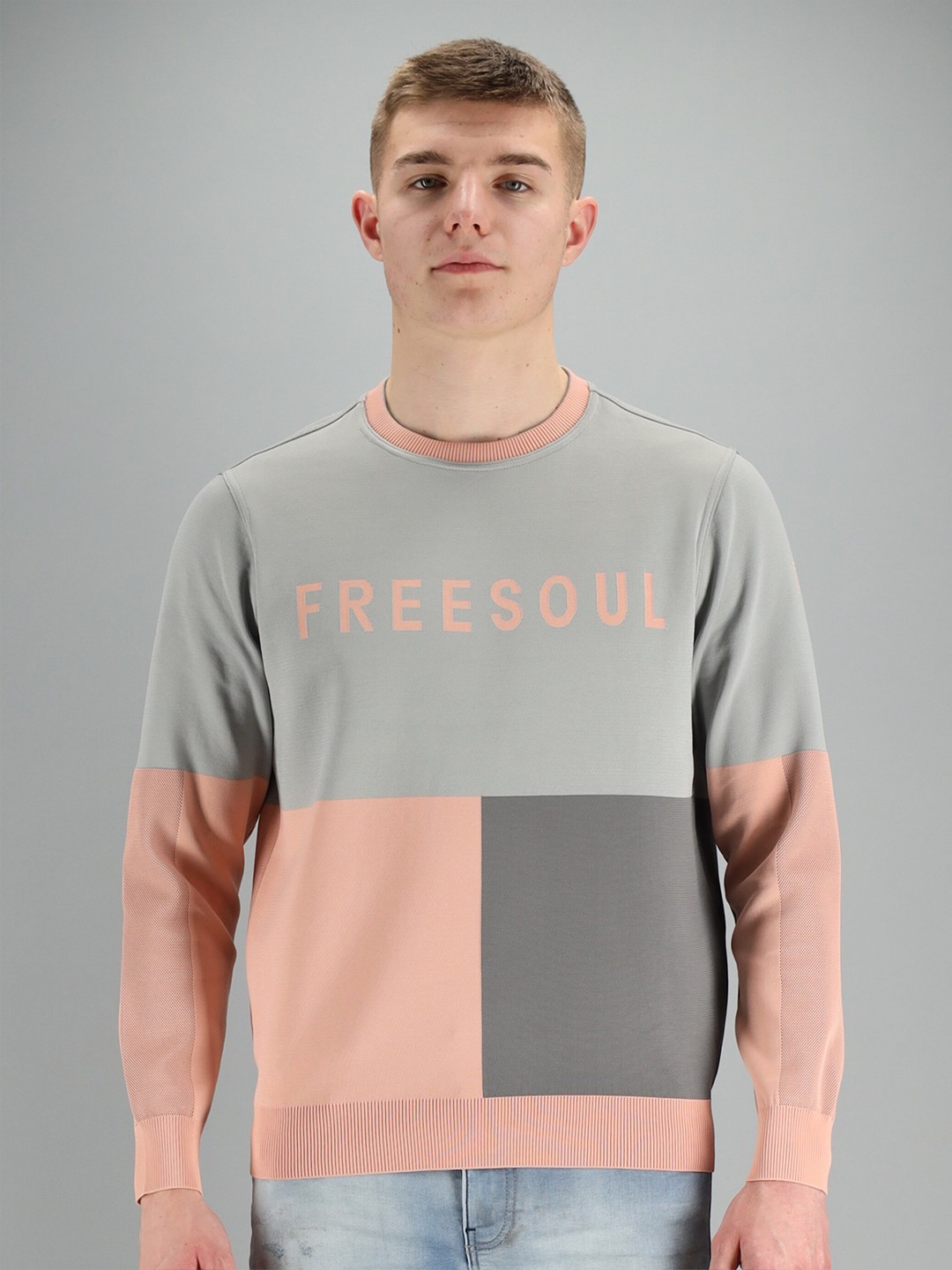 

FREESOUL Men Grey & Peach Colourblocked Sweatshirt