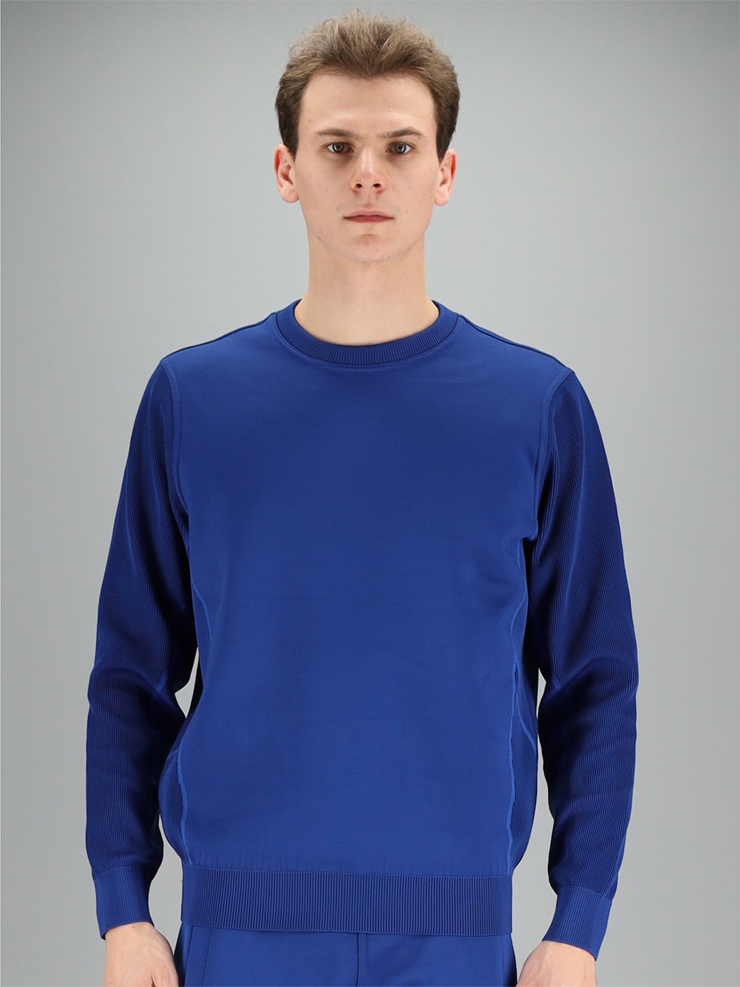 

FREESOUL Men Blue Pullover Sweatshirt