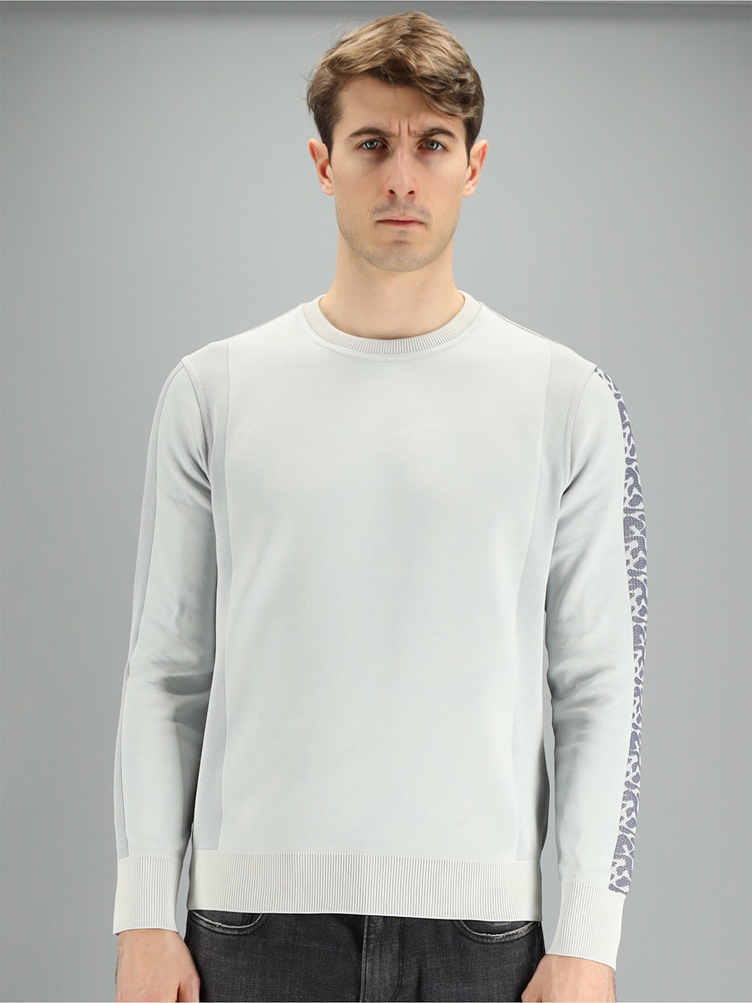 

FREESOUL Men Off White Sweatshirt