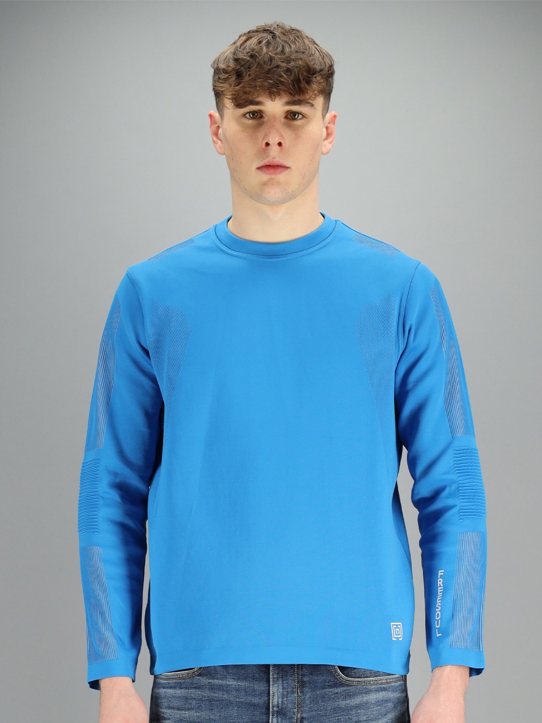 

FREESOUL Men Blue Sweatshirt
