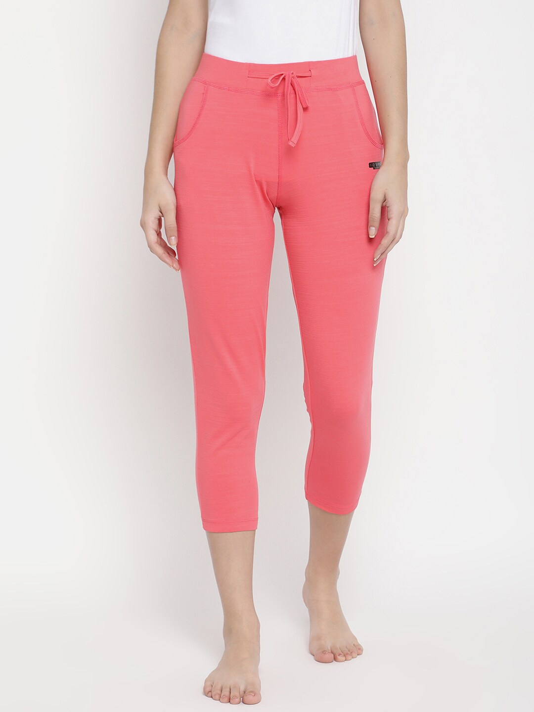 

V2 Value & Variety Women Coral Capris