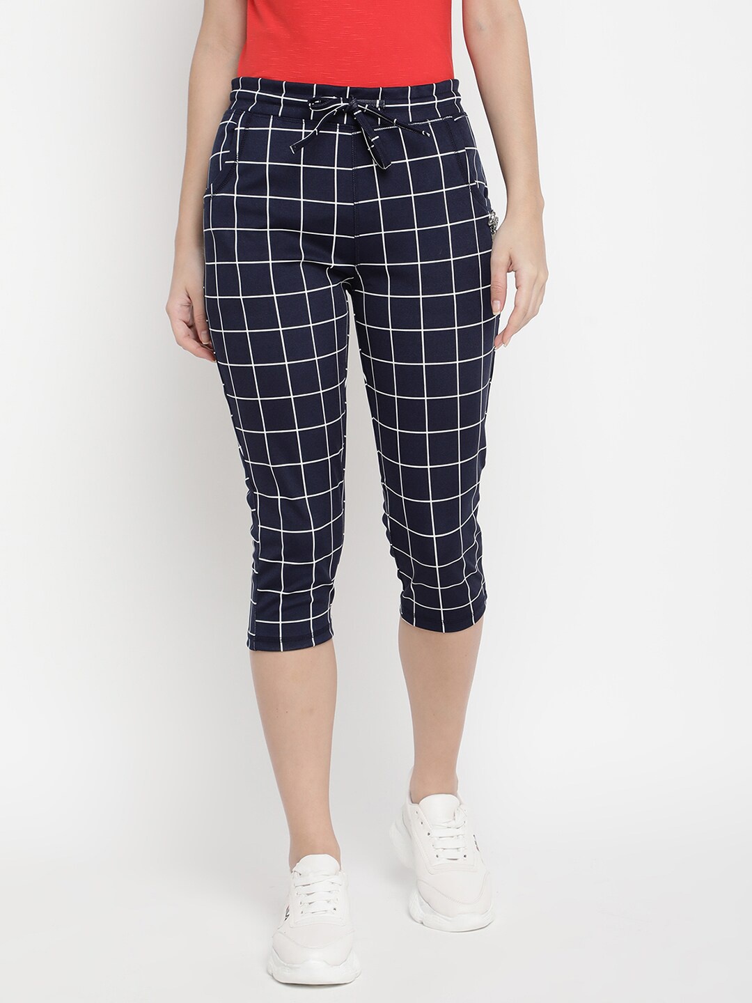 

V2 Value & Variety Women Blue Checked Capri