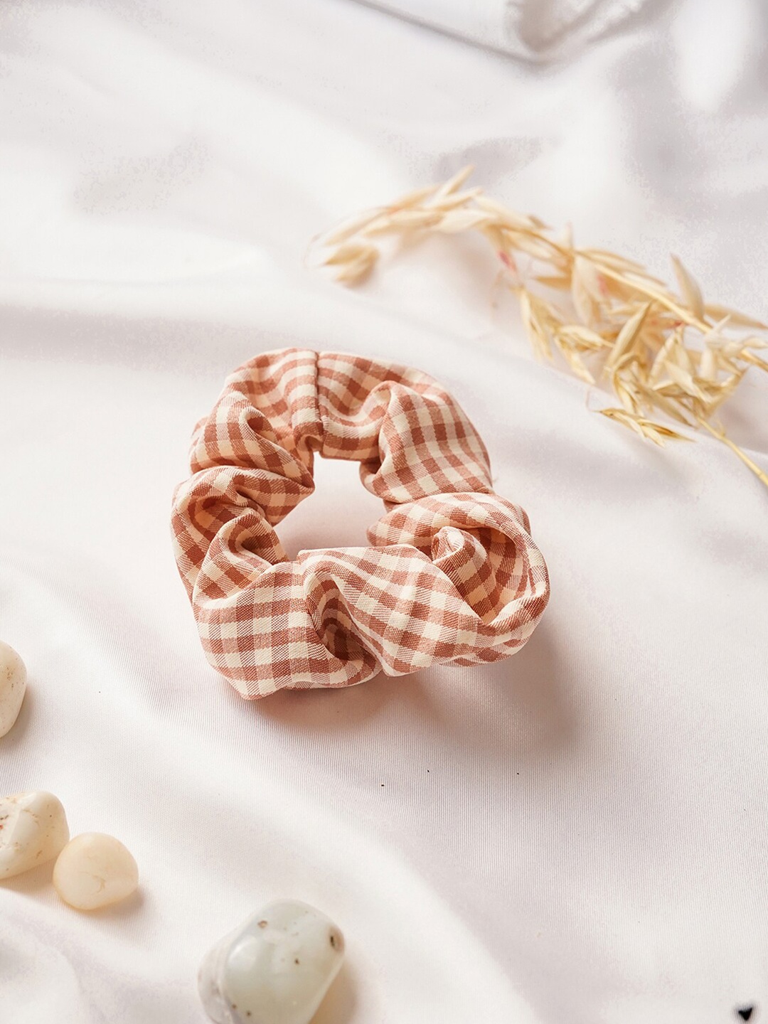 

BEWITCHED Women Brown & White Ponytail Holders