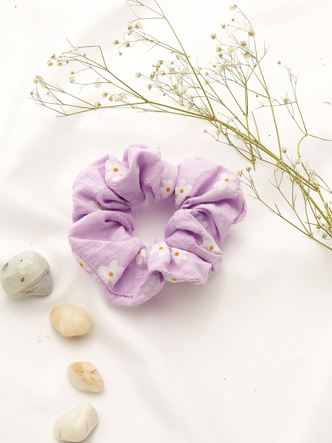 

BEWITCHED Women Lavender & White Floral Scrunchie