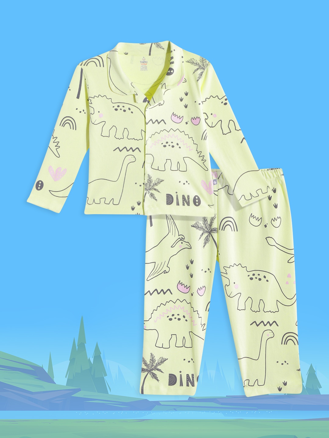 

TINYO Boys Green & Black Conversational Print Pure Cotton Night suit