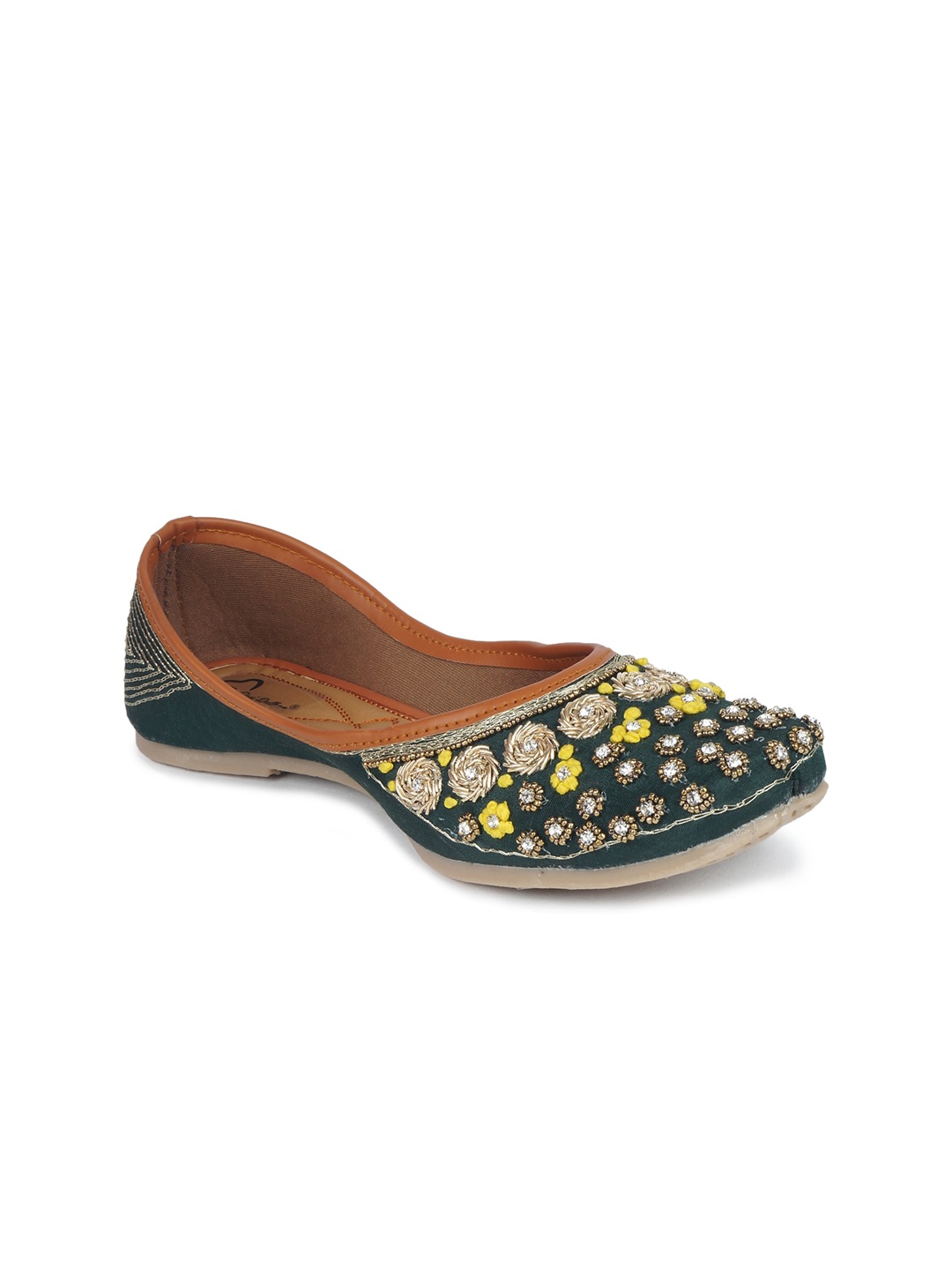

The Desi Dulhan Women Green & Gold-Toned Embellished Mojaris