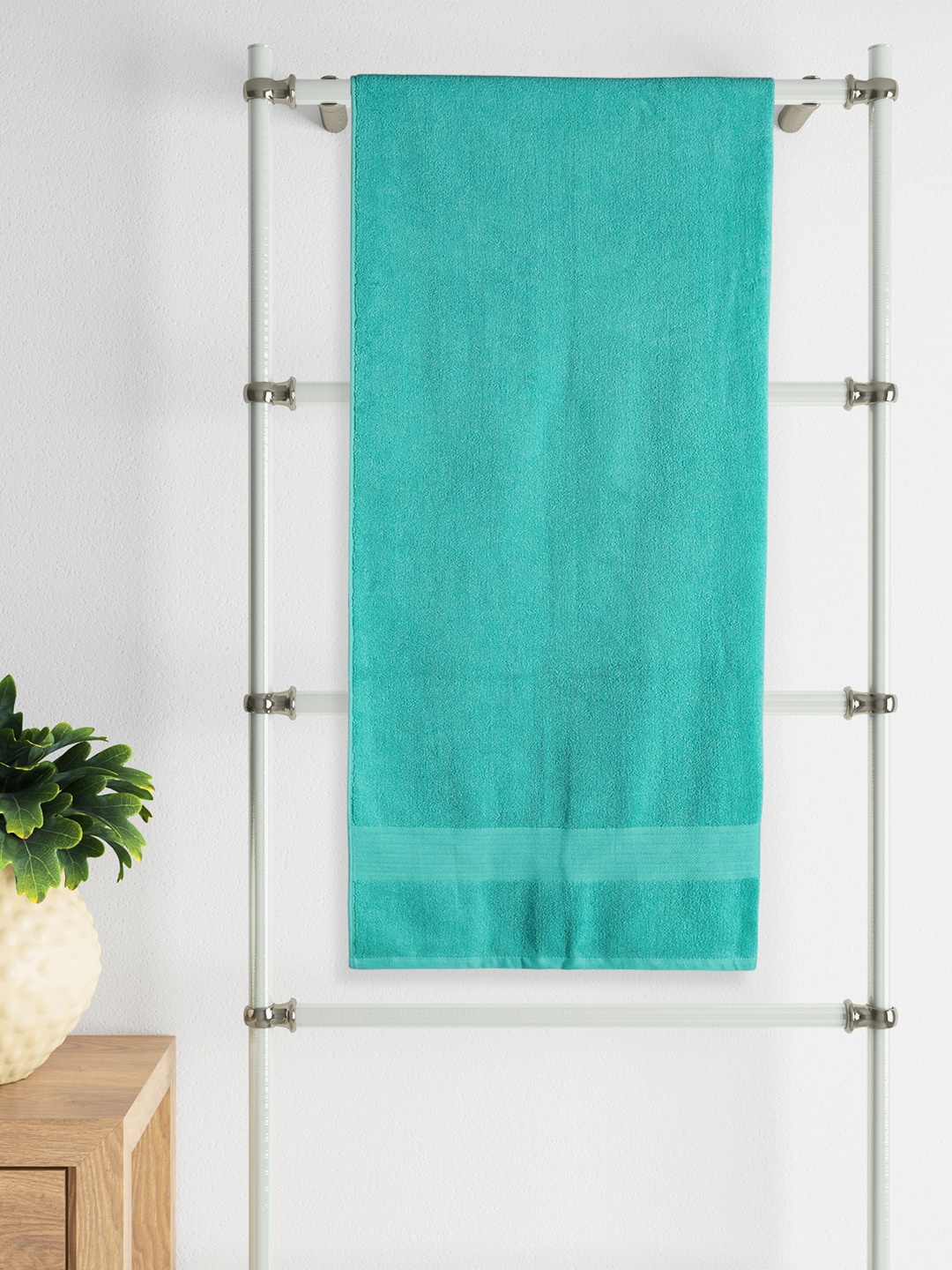 

Living scapes by Pantaloons Aqua-Blue Solid 550 GSM Pure Cotton Bath Towels