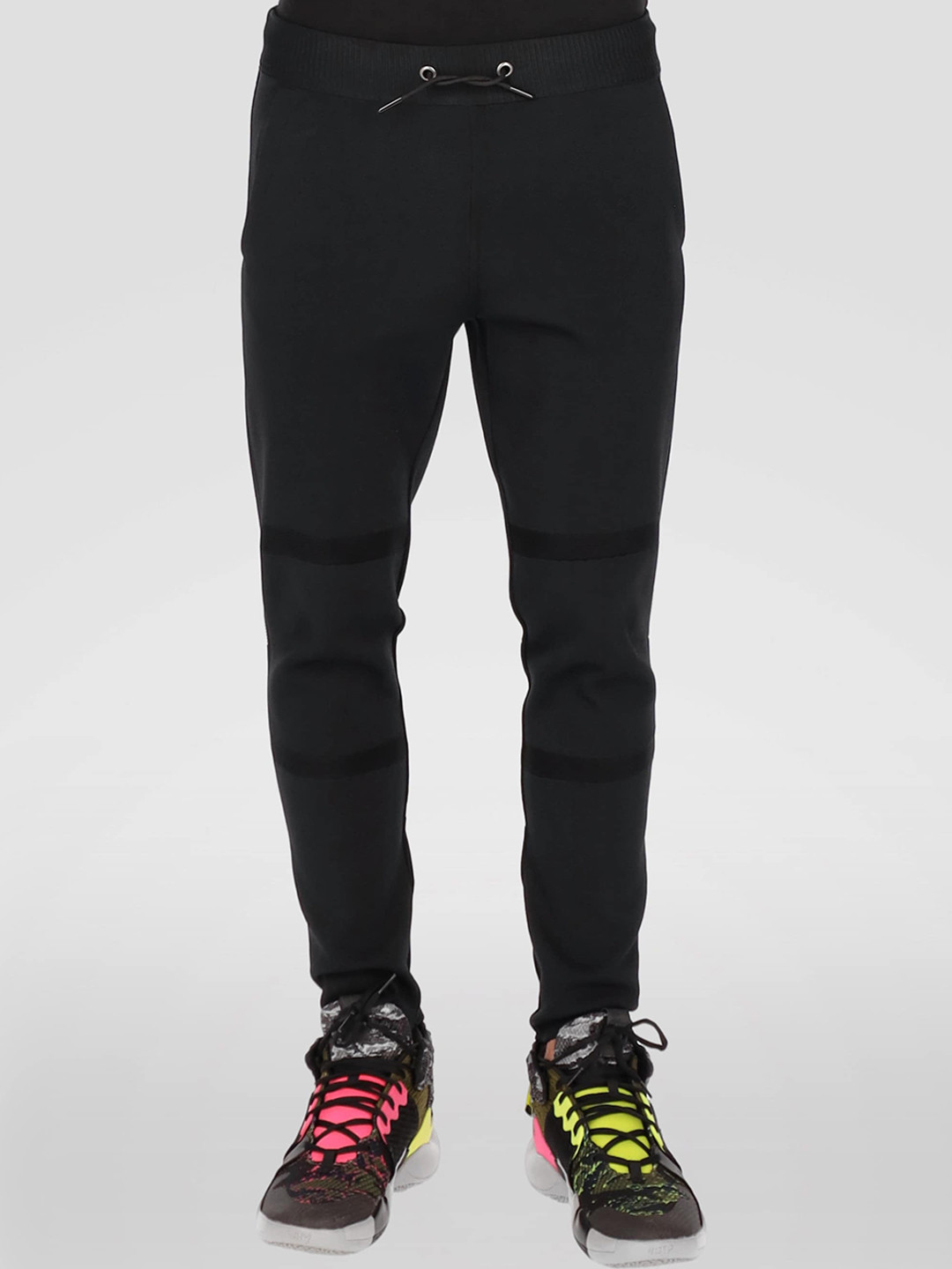 

FREESOUL Men Black Solid Track Pants