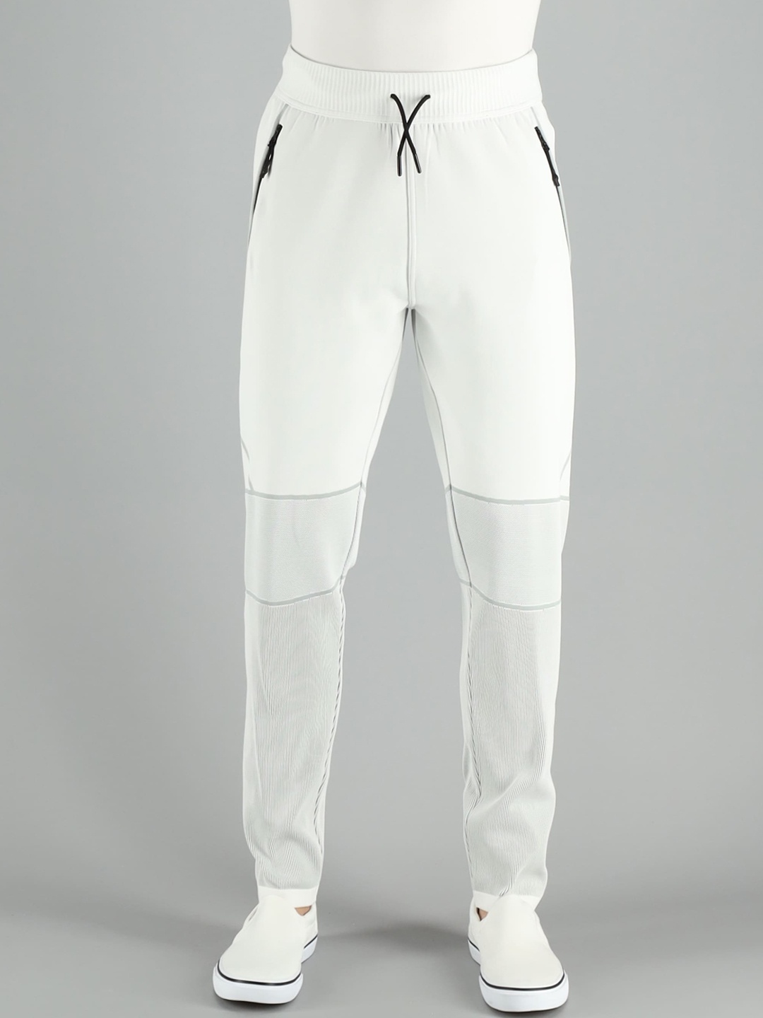 

FREESOUL Men Grey Solid Track Pants