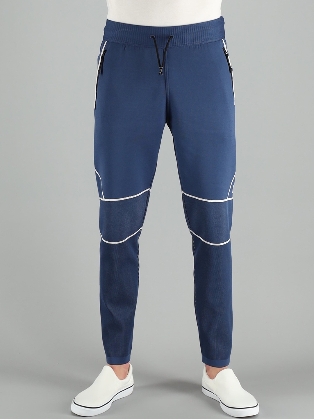 

FREESOUL Men Blue Solid Track Pants