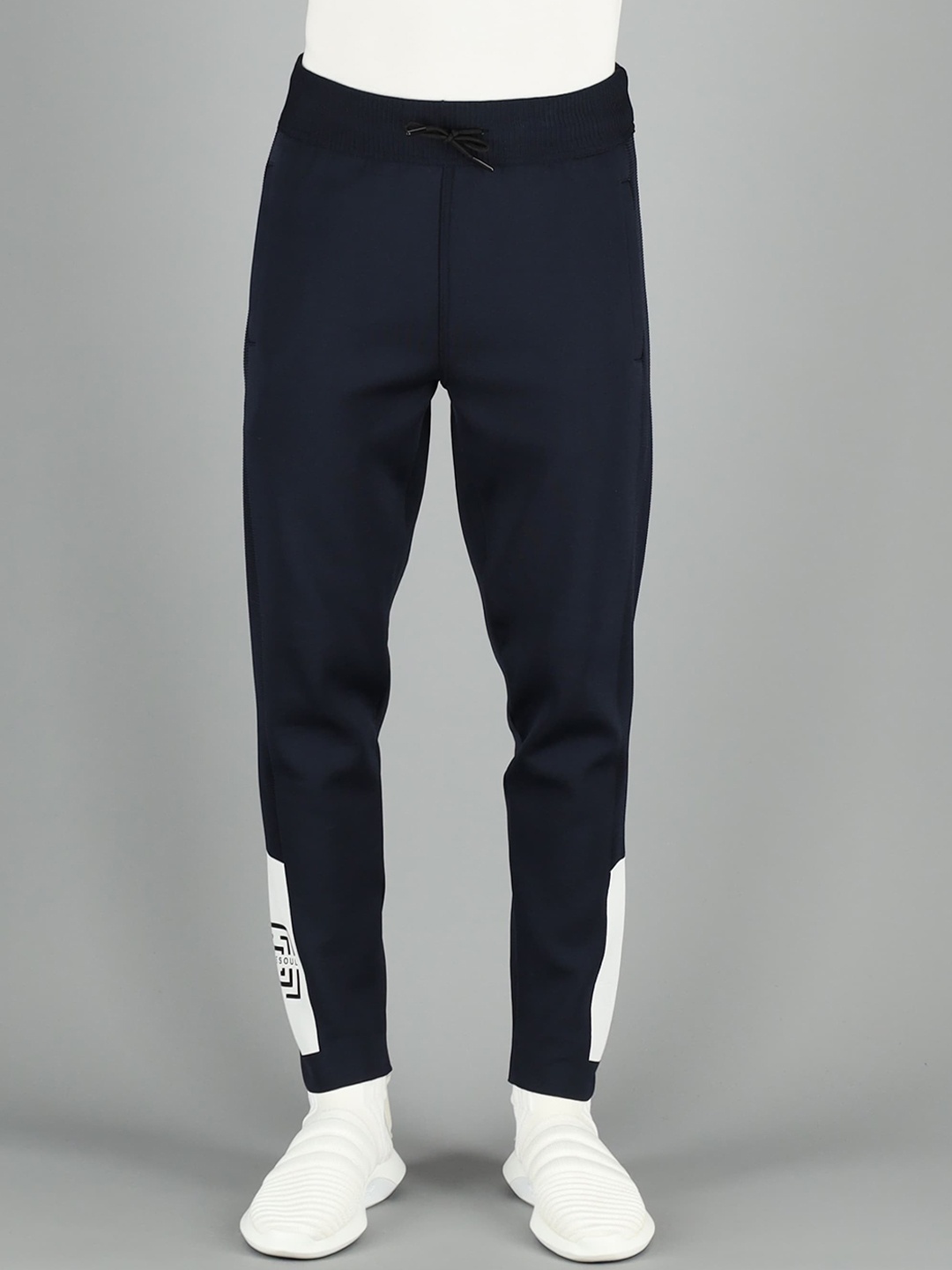 

FREESOUL Men Blue Track Pant