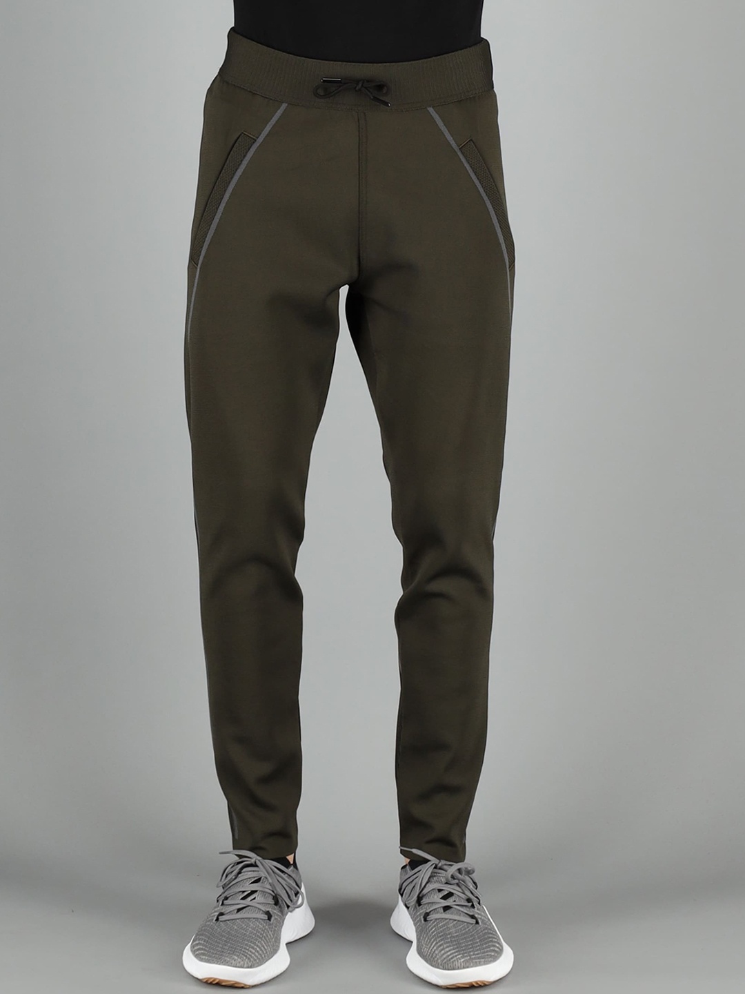 

FREESOUL Men Green Solid Track Pants