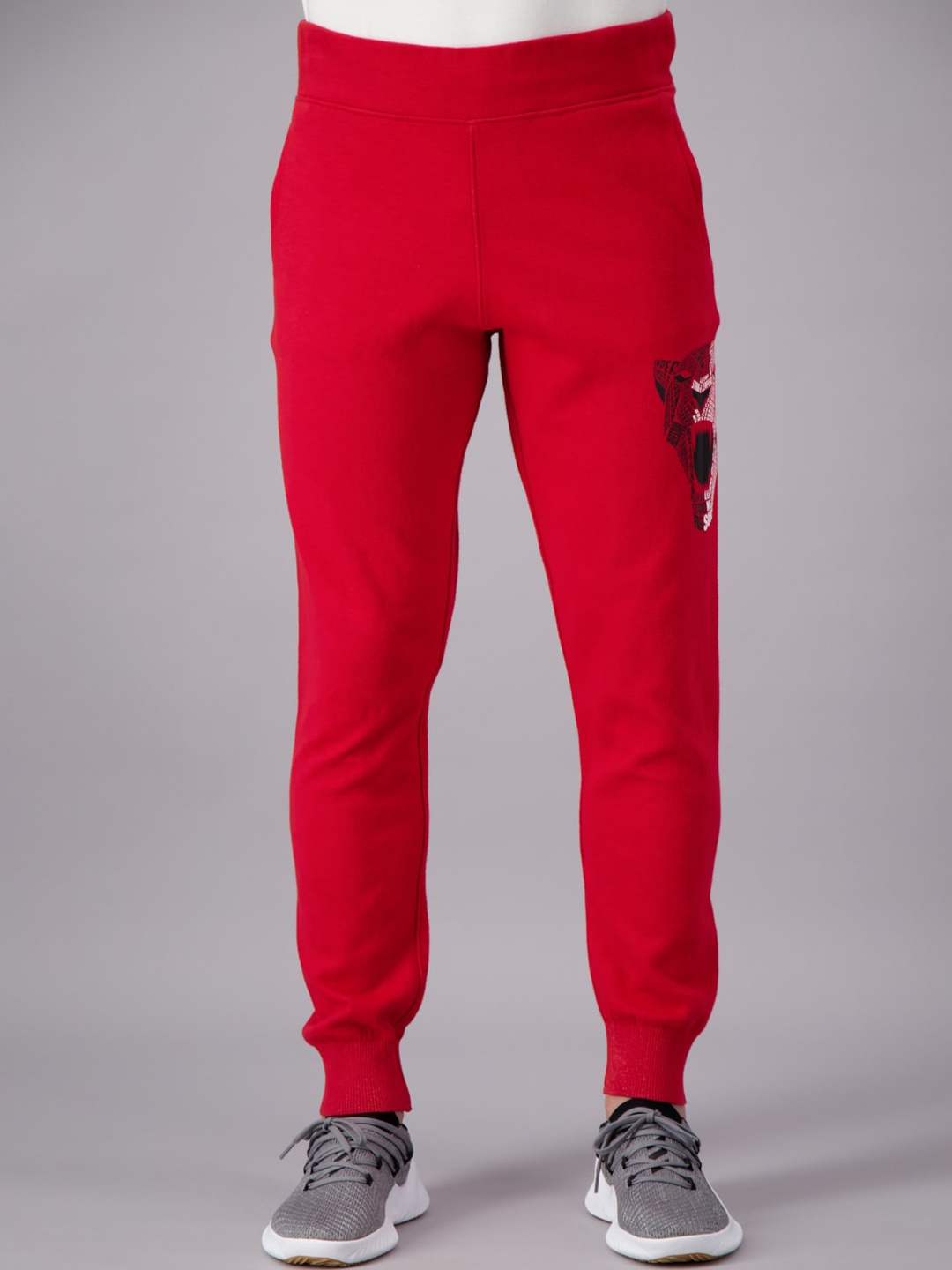 

FREESOUL Men Red Solid Jogger