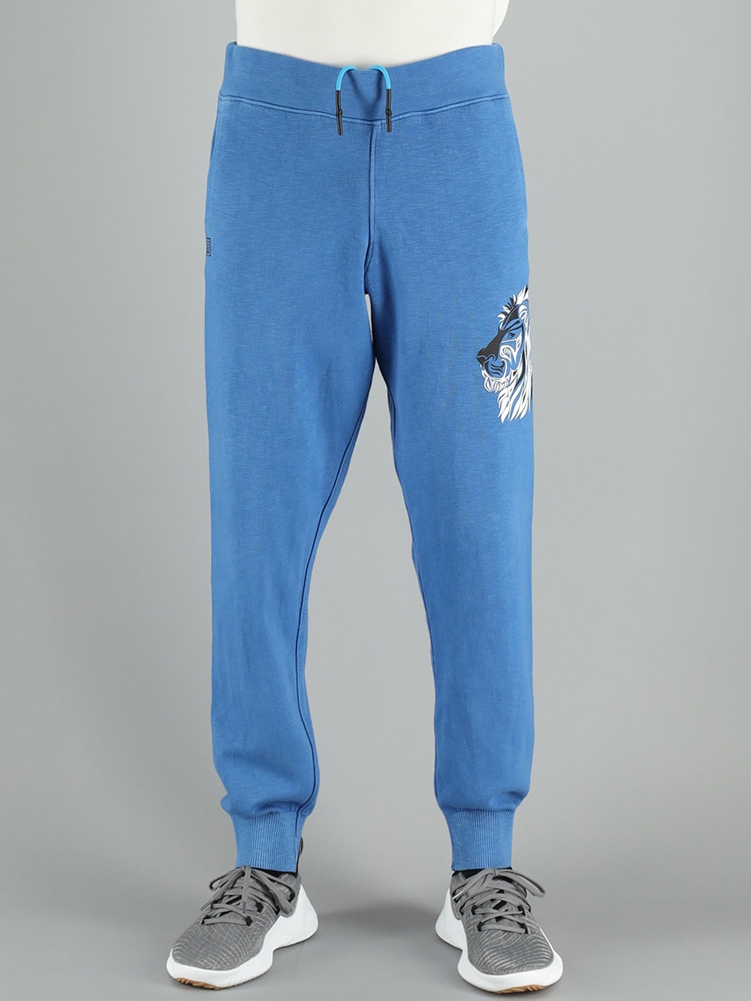 

FREESOUL Men Blue Solid Joggers