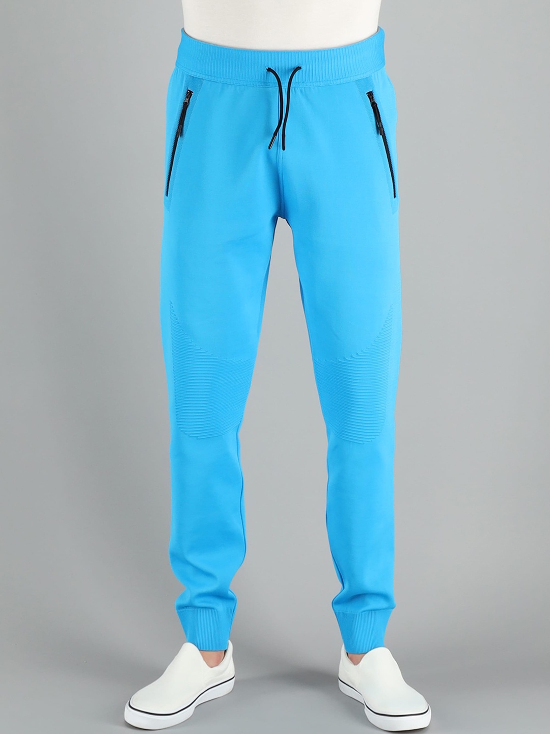 

FREESOUL Men Blue Solid Joggers