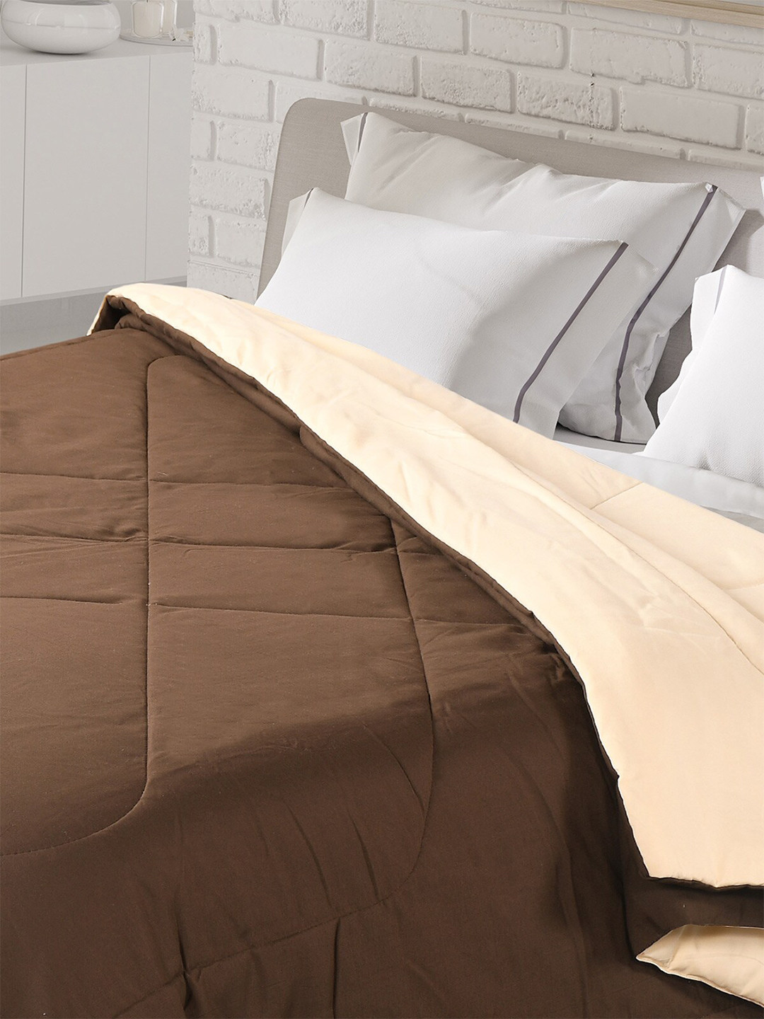 

Florida Brown & Cream-Coloured Microfiber AC Room Double Bed Comforter