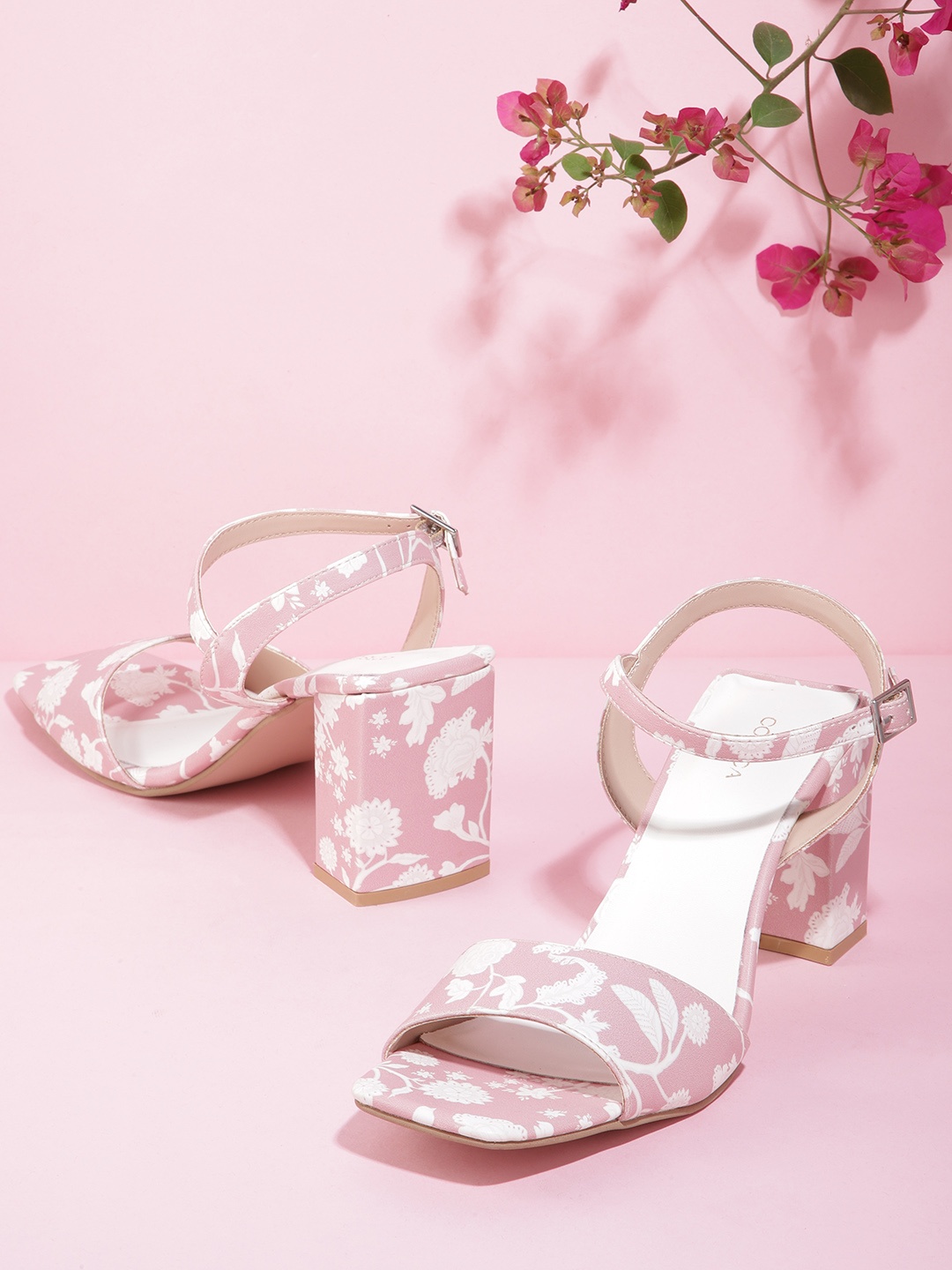 

CORSICA Women Peach-Coloured & White Floral Print Block Heels