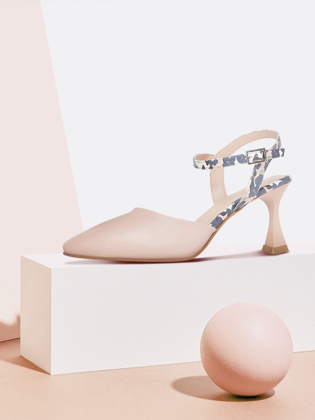 

CORSICA Women Dusty Pink Solid Block Heels, Rose