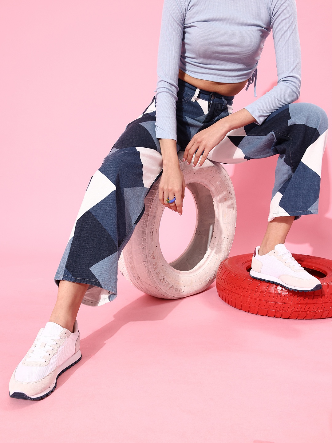 

iki chic Women Blue & White Pure Cotton Printed Flared High-Rise Printed Jeans