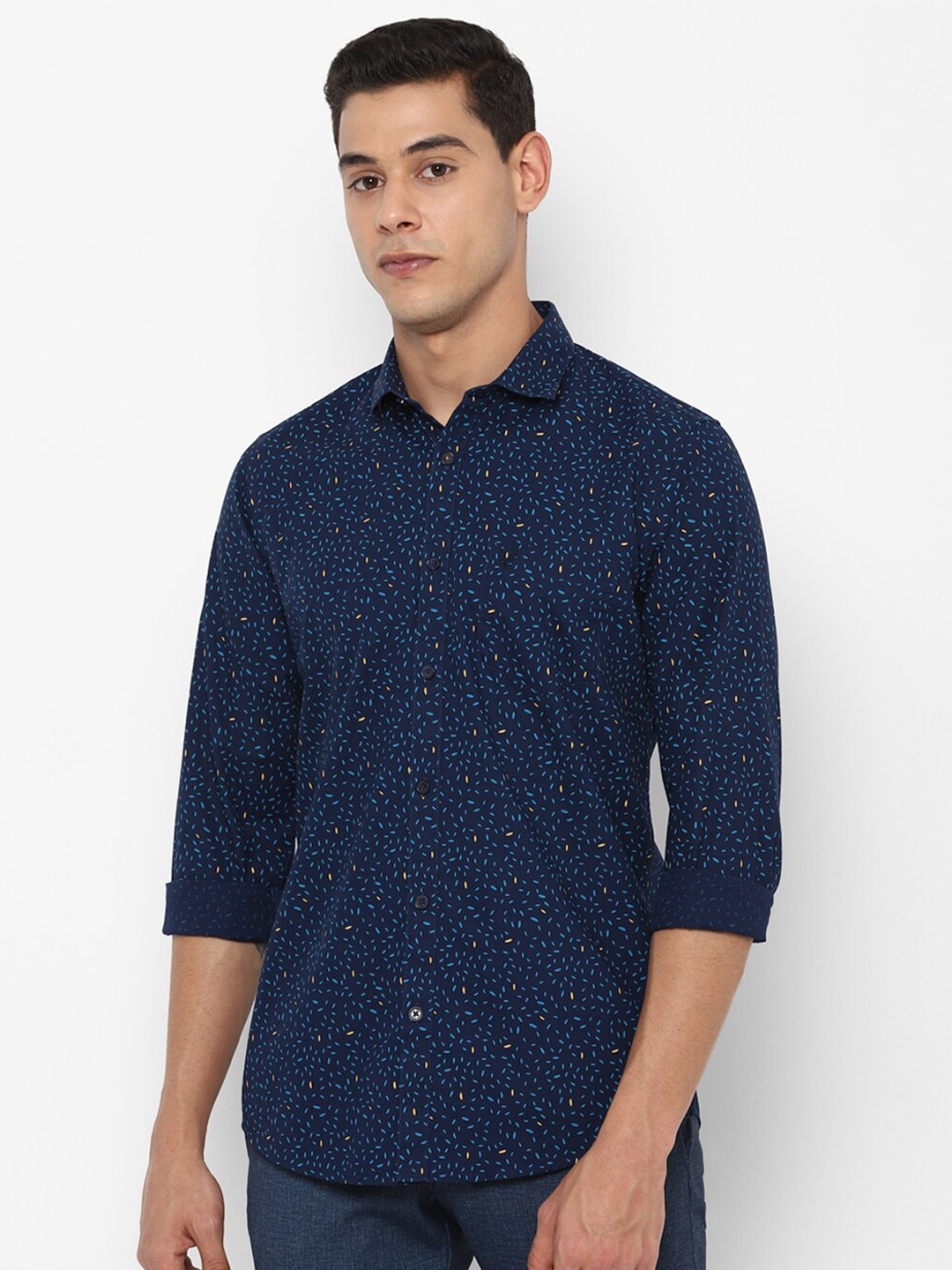 

Allen Solly Men Navy Blue Slim Fit Printed Cotton Casual Shirt