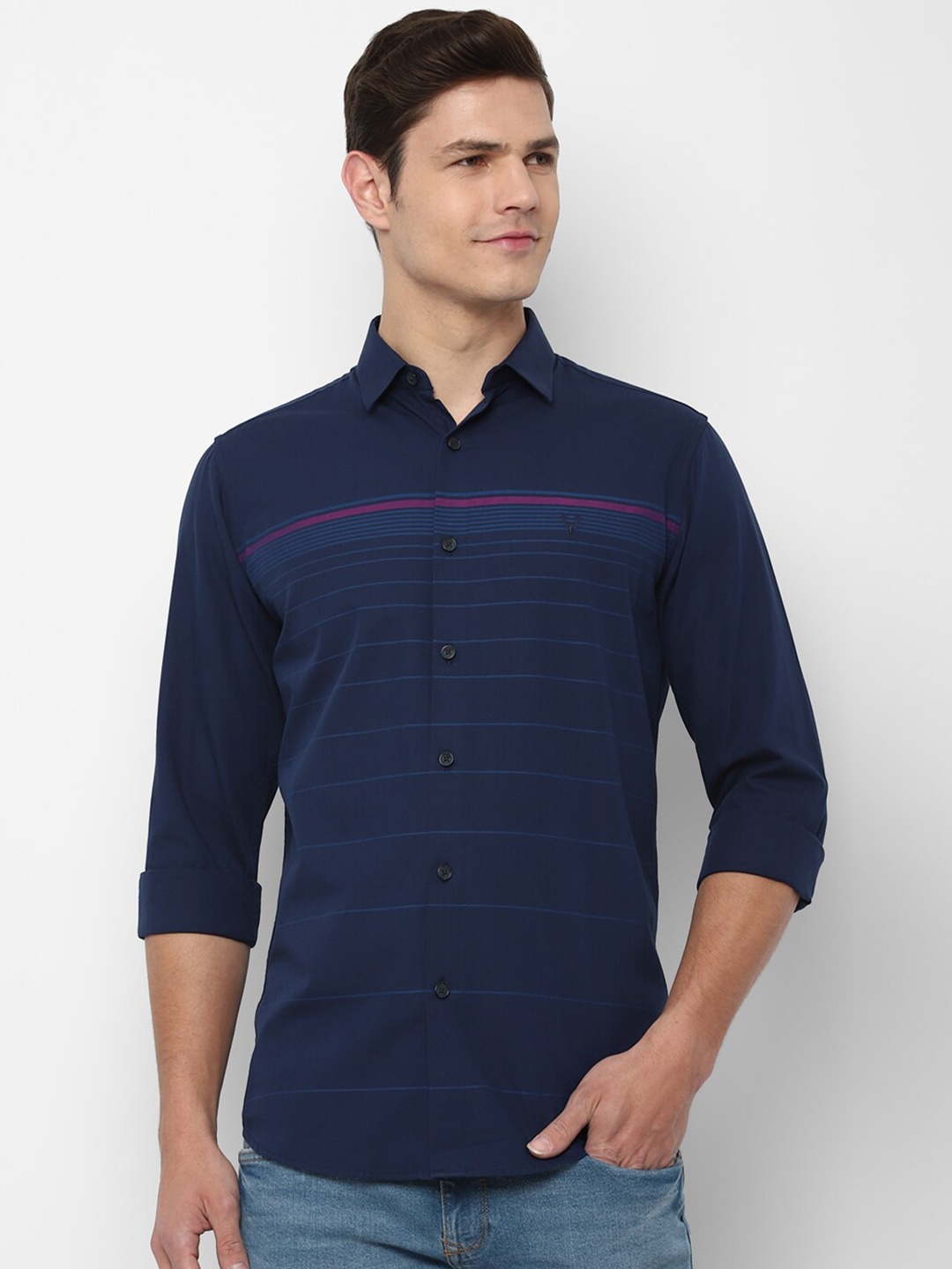 

Allen Solly Men Navy Blue & Purple Slim Fit Striped Pure Cotton Casual Shirt