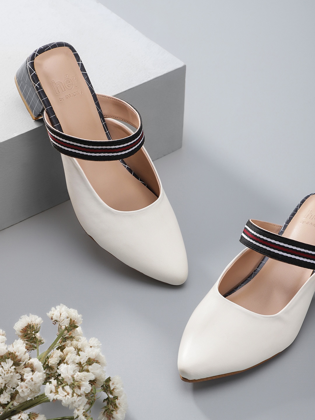 

her by invictus Block Heel Mules, White