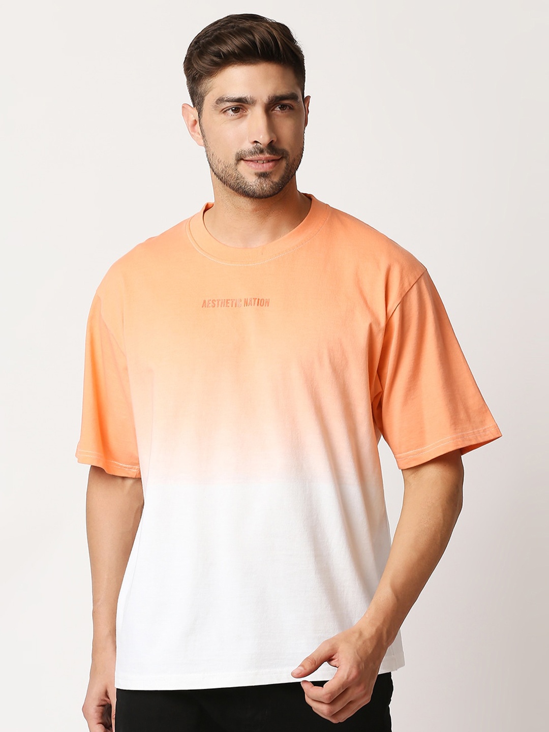 

AESTHETIC NATION Men Orange & White Dyed ClimaCool Pure Cotton Oversize Ombre Tshirt
