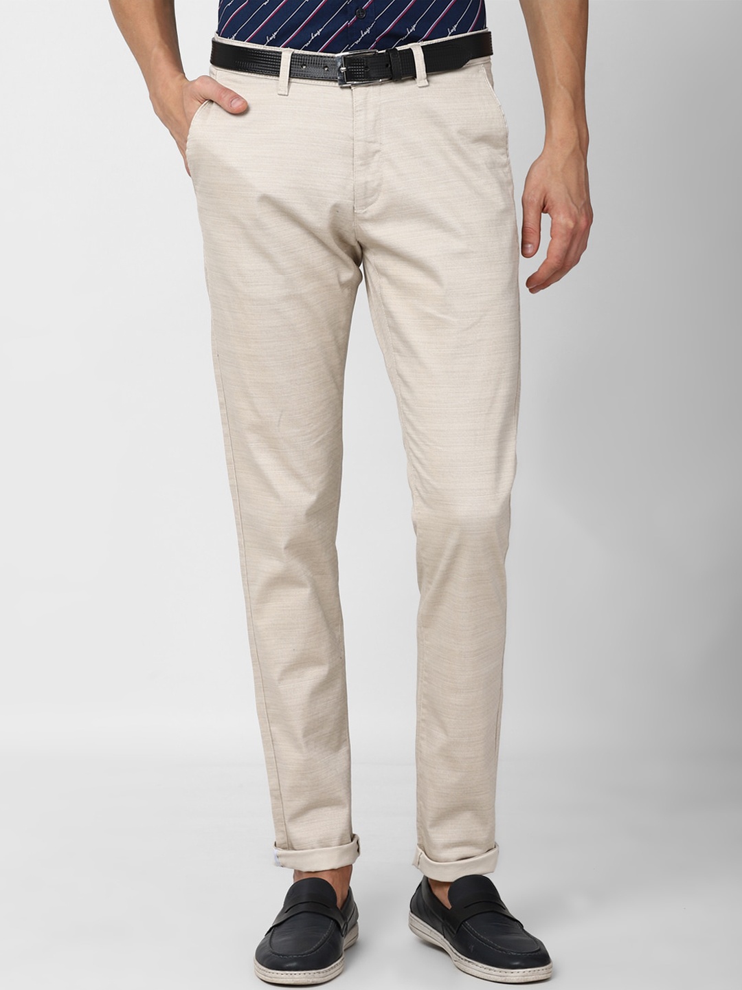 

Van Heusen Sport Men Cream-Coloured Textured Slim Fit Trousers