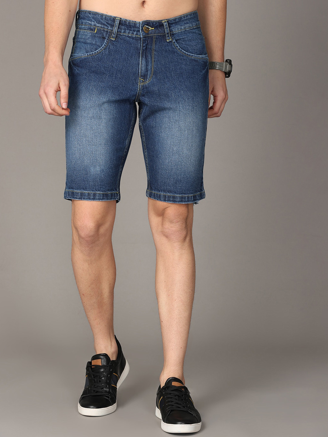 

Jean Cafe Men Blue Washed Slim Fit Denim Shorts