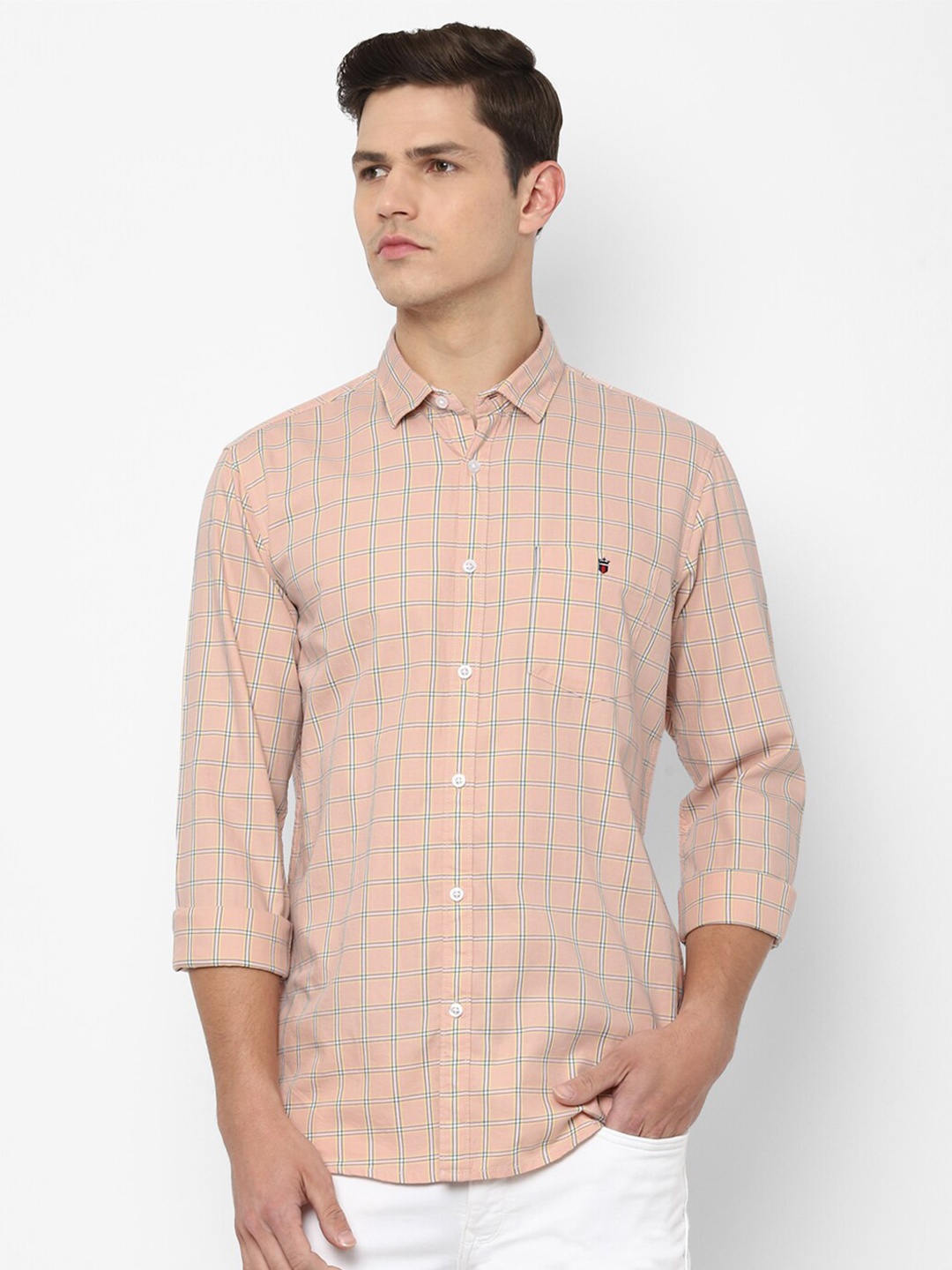 

Louis Philippe Jeans Men Peach-Coloured Slim Fit Checked Pure Cotton Casual Shirt