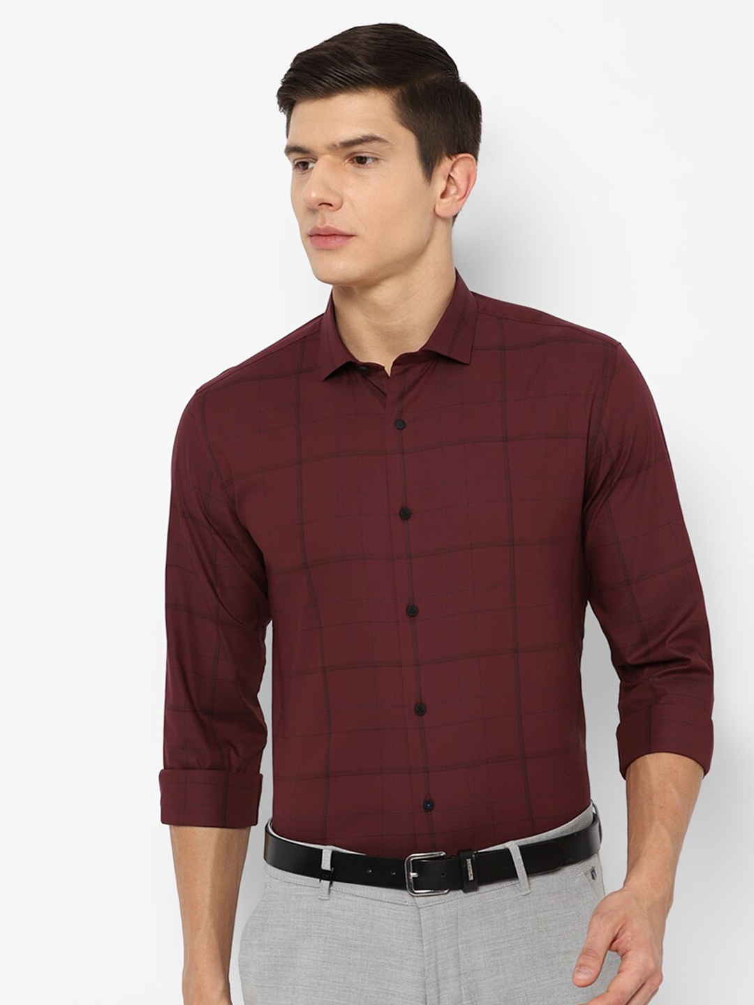 

Louis Philippe Sport Men Maroon Slim Fit Windowpane Checked Casual Shirt