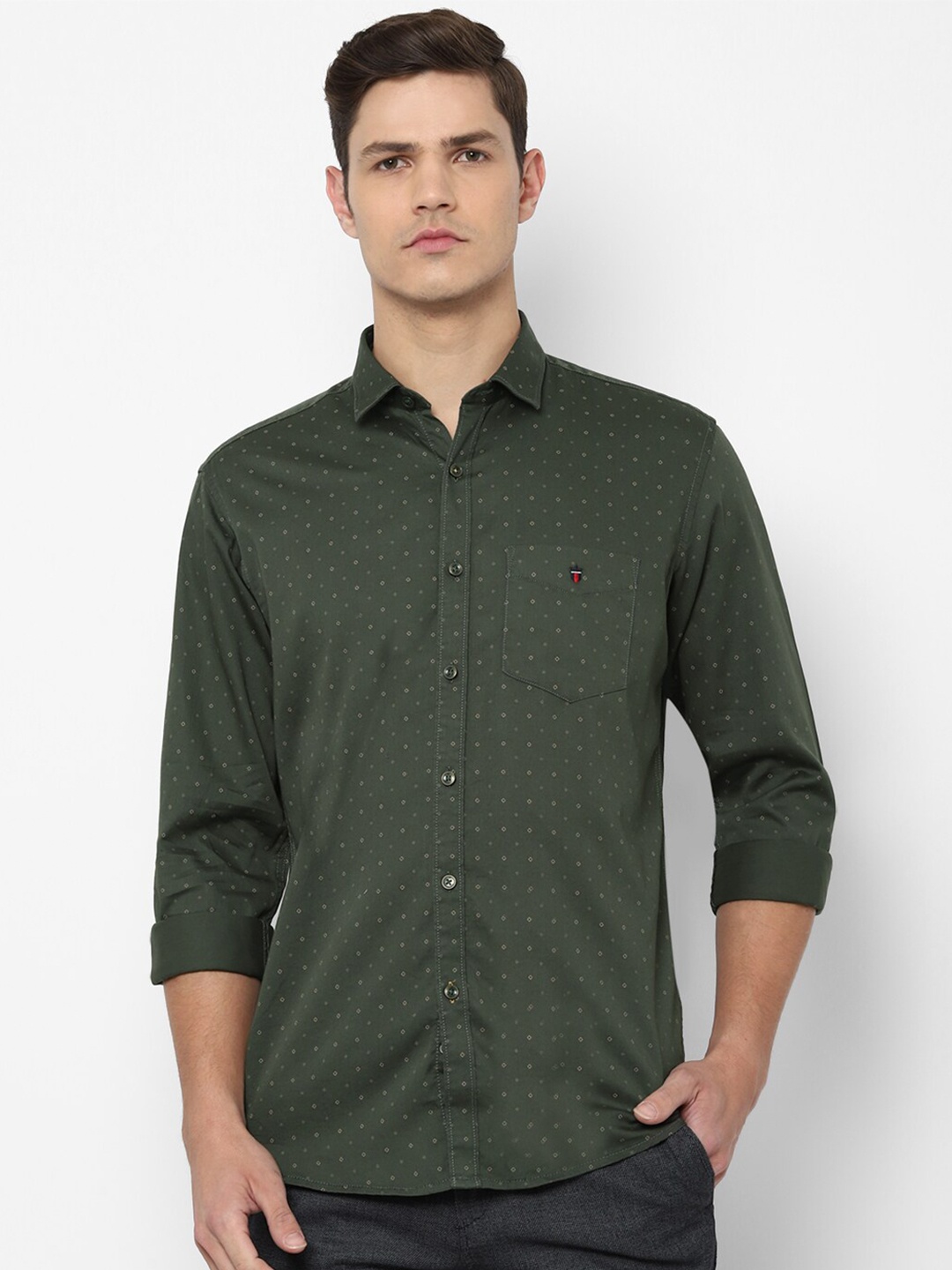 

Louis Philippe Sport Men Olive Green Slim Fit Printed Casual Shirt