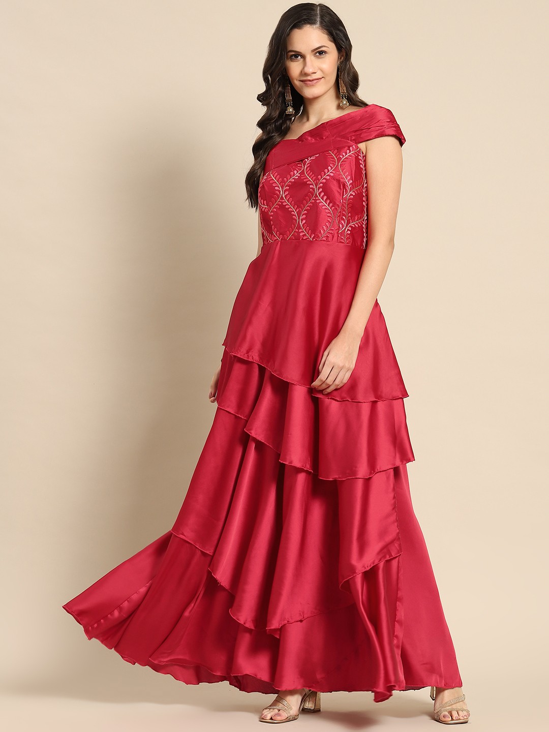 

Tikhi Imli Red Embroidered Off-Shoulder Satin Maxi Dress