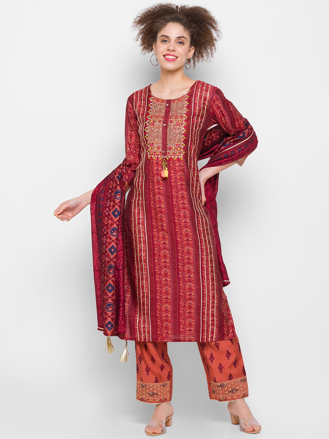 

ZOLA Women Red Ethnic Motifs Printed Kurta Set