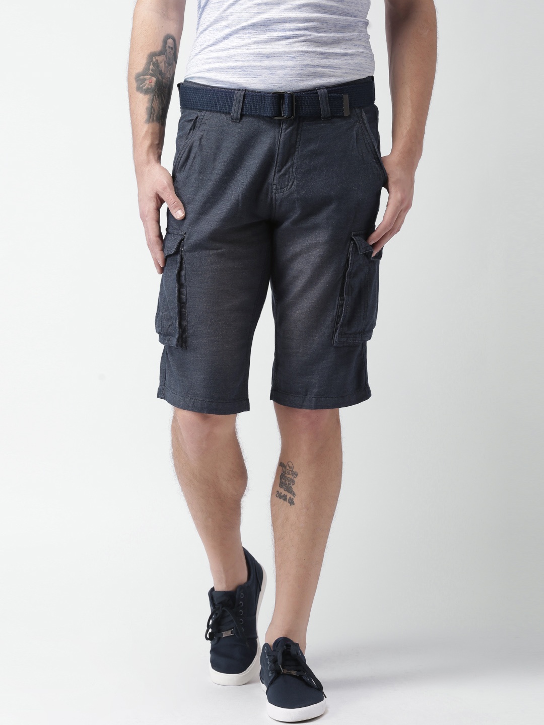 

Celio Men Blue Solid Cargo Shorts